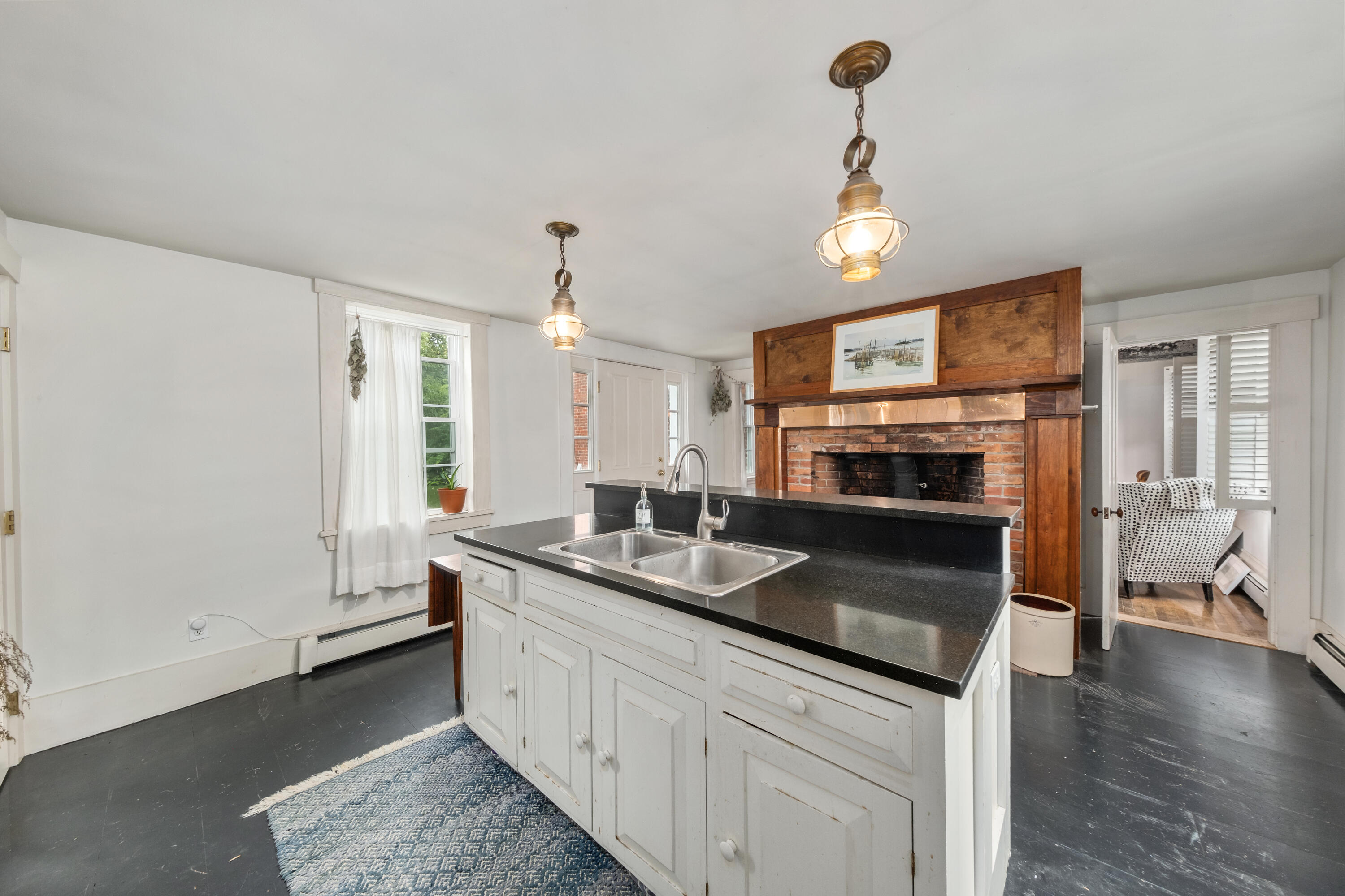 28 Pleasant Street Property Photo 5