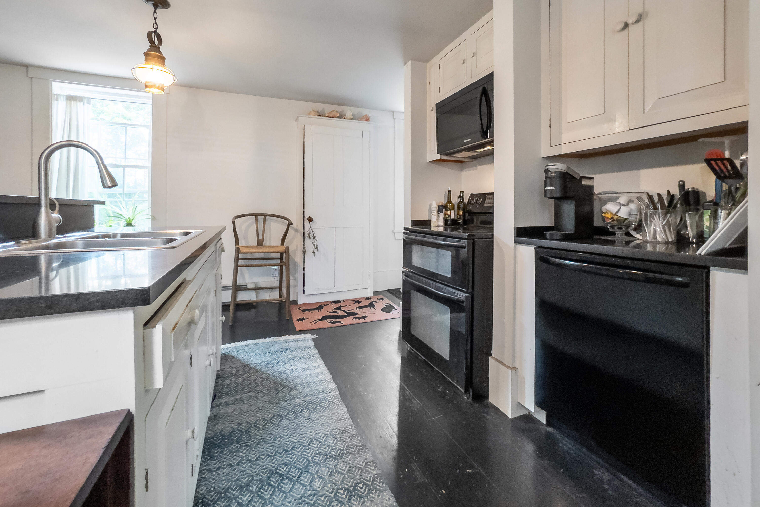 28 Pleasant Street Property Photo 6