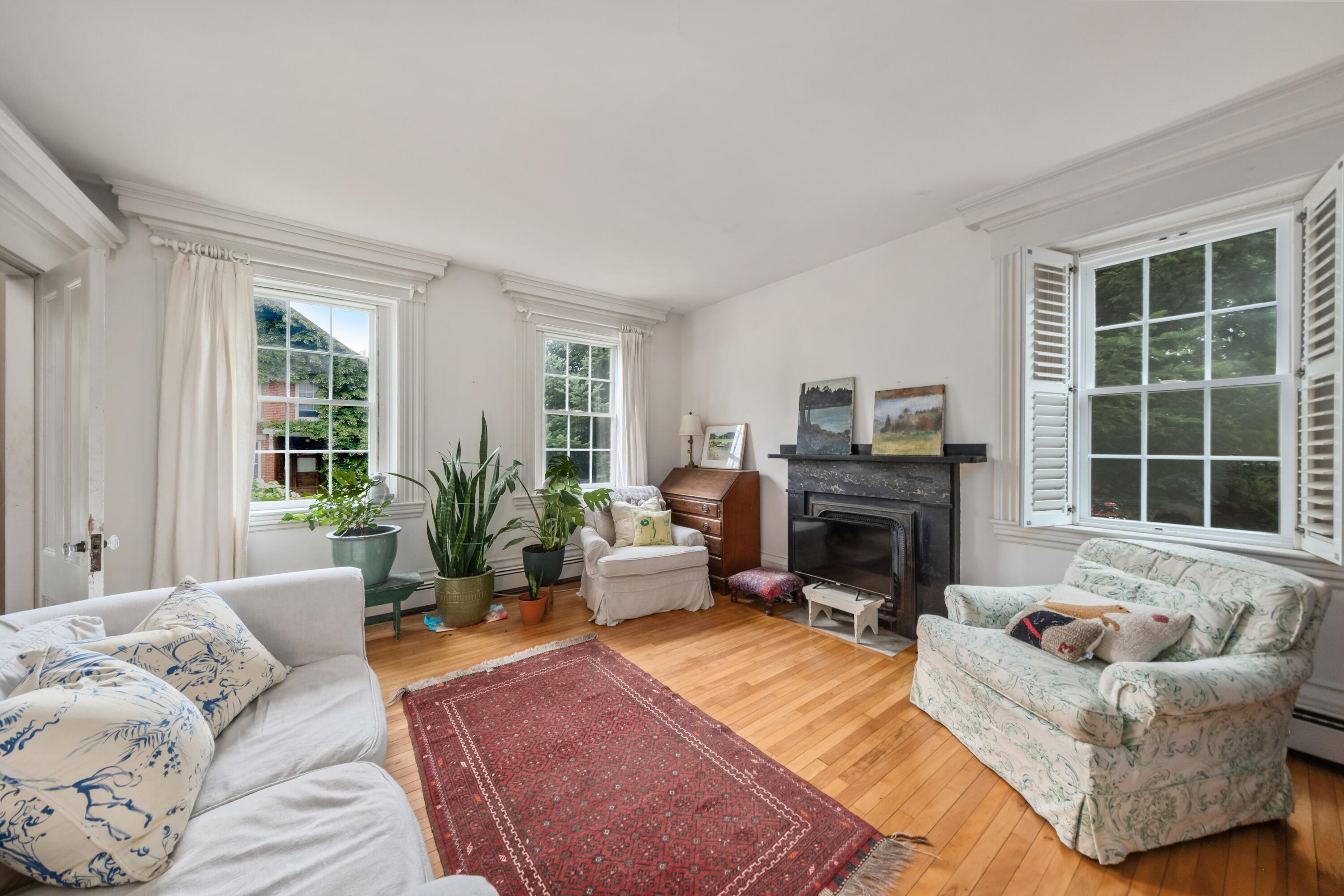 28 Pleasant Street Property Photo 13