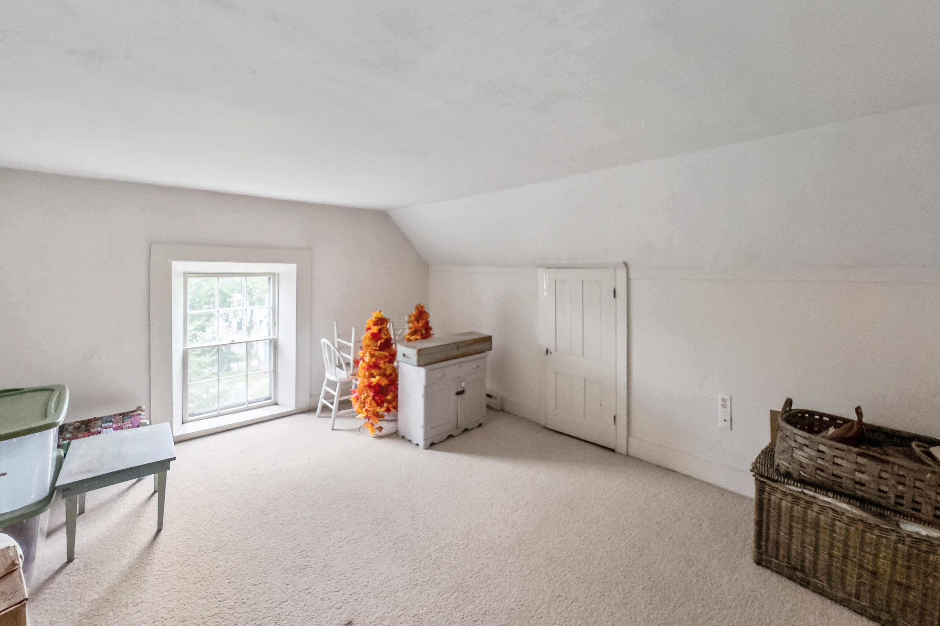 28 Pleasant Street Property Photo 44