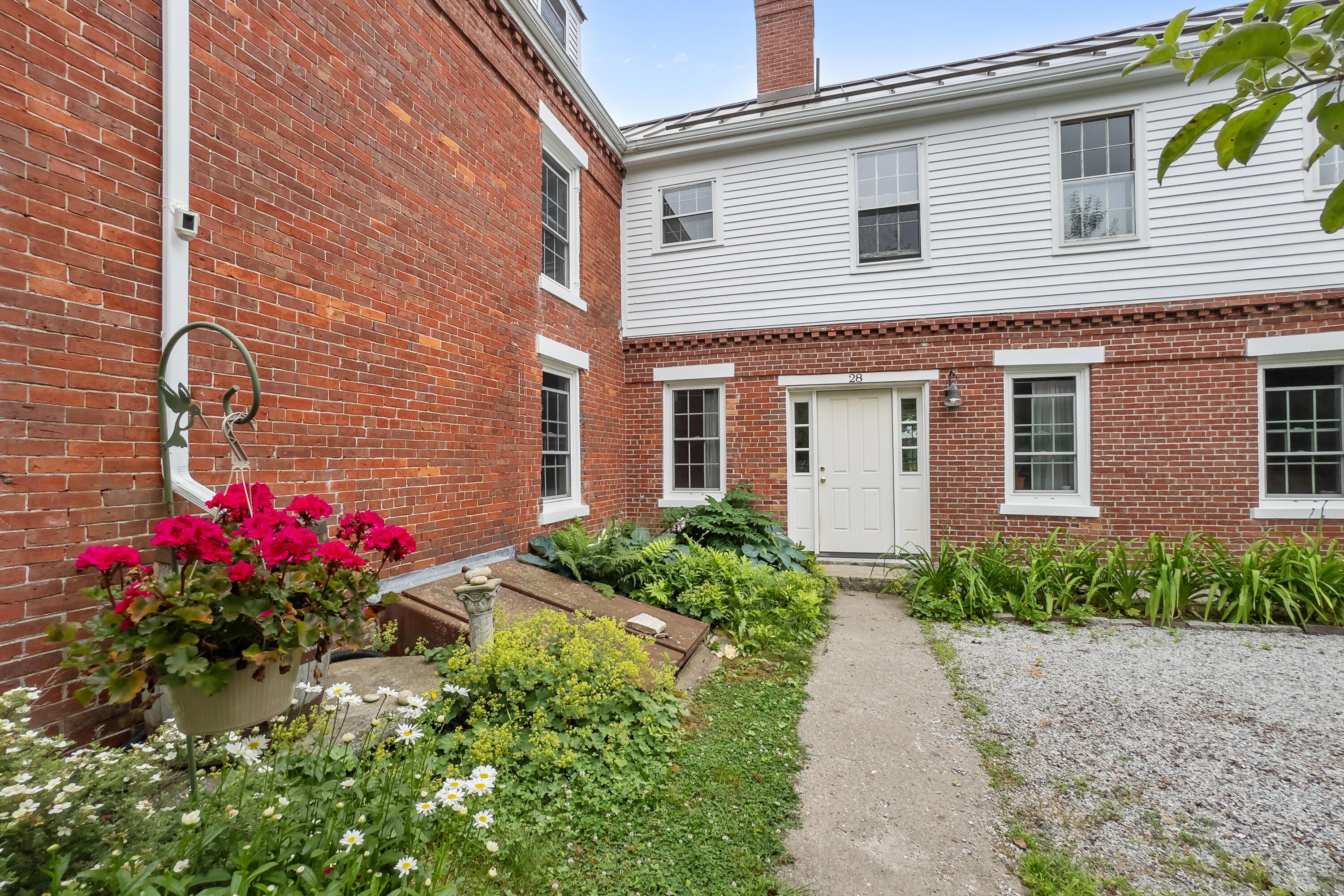 28 Pleasant Street Property Photo 48