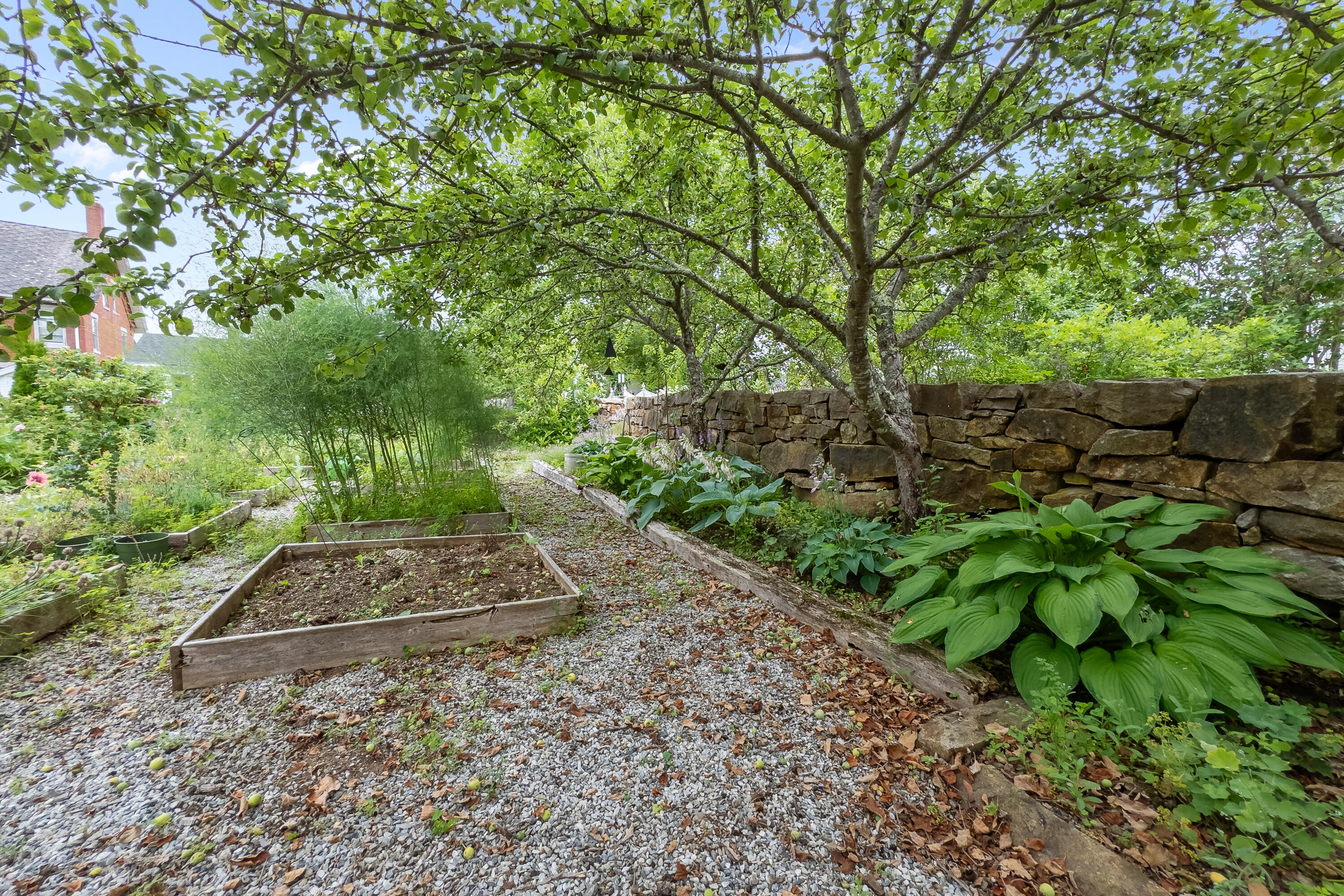 28 Pleasant Street Property Photo 57