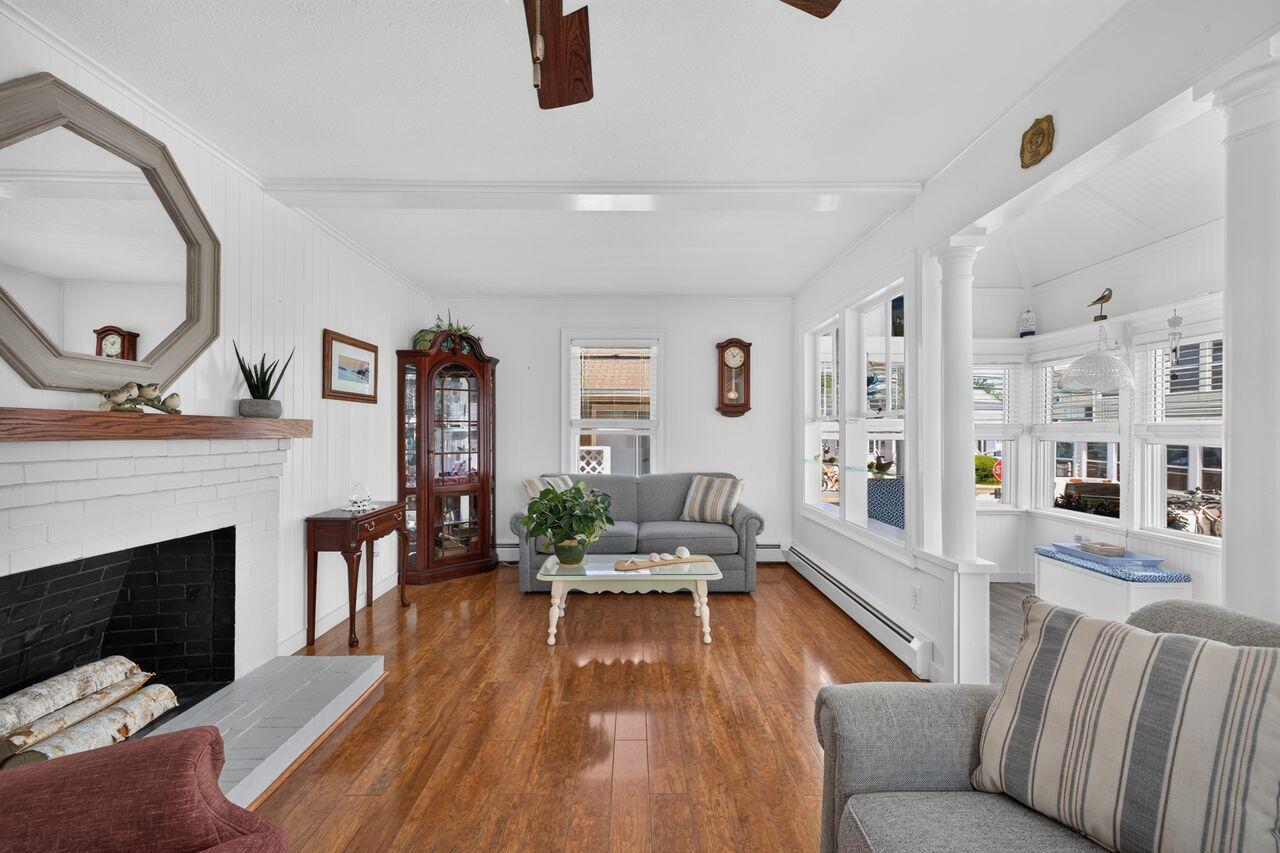 7 Roussin Street Property Photo 11