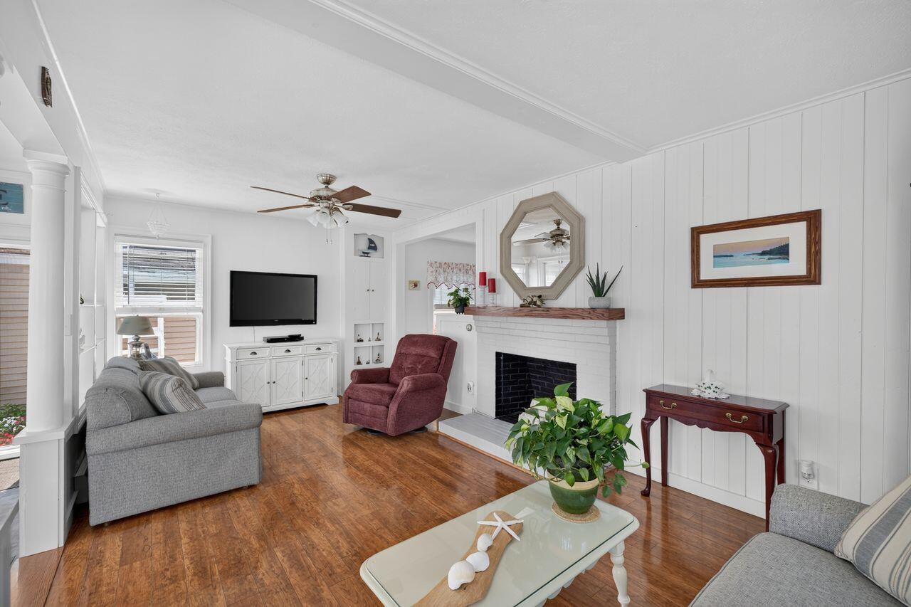 7 Roussin Street Property Photo 12
