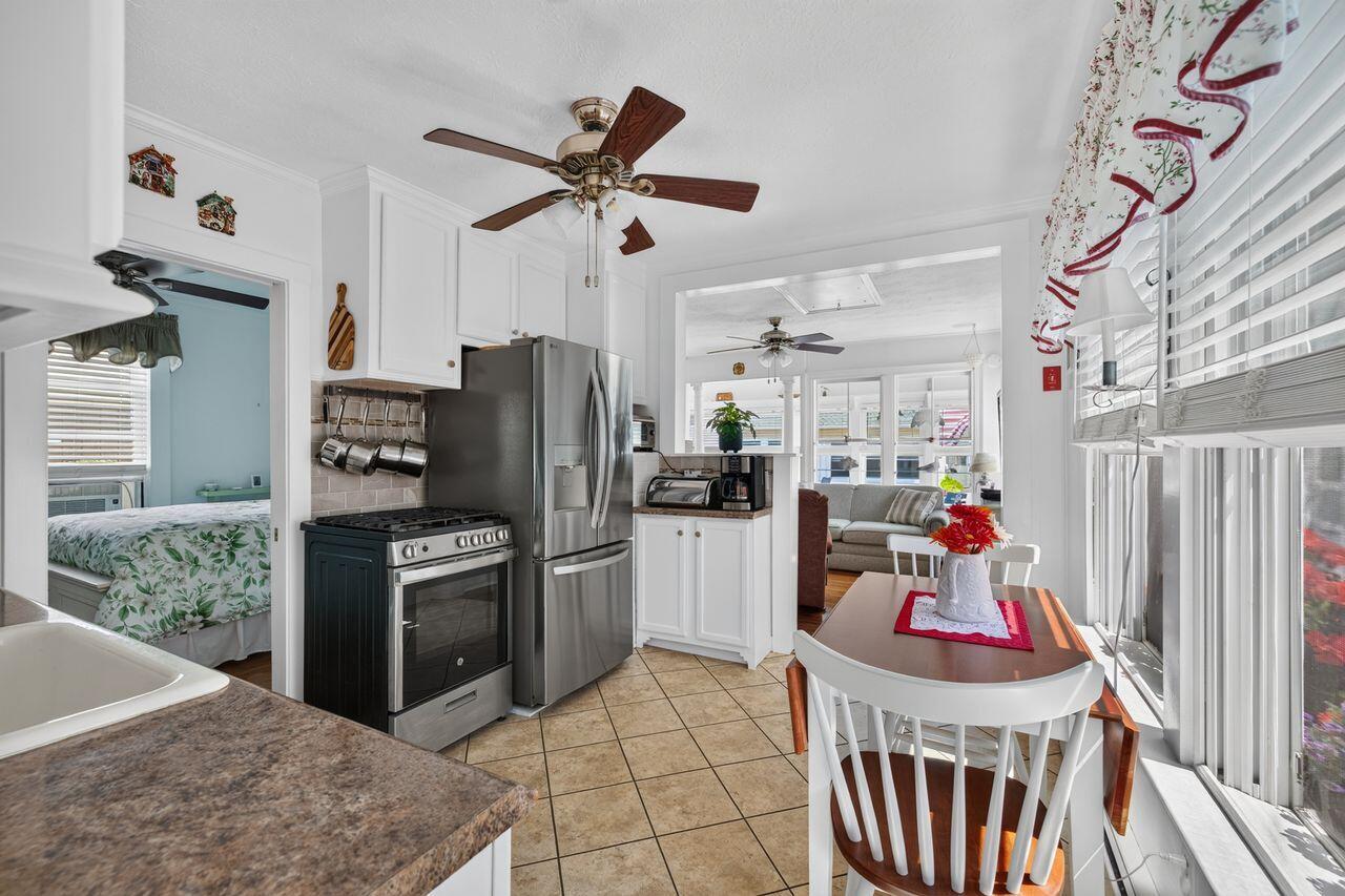 7 Roussin Street Property Photo 15