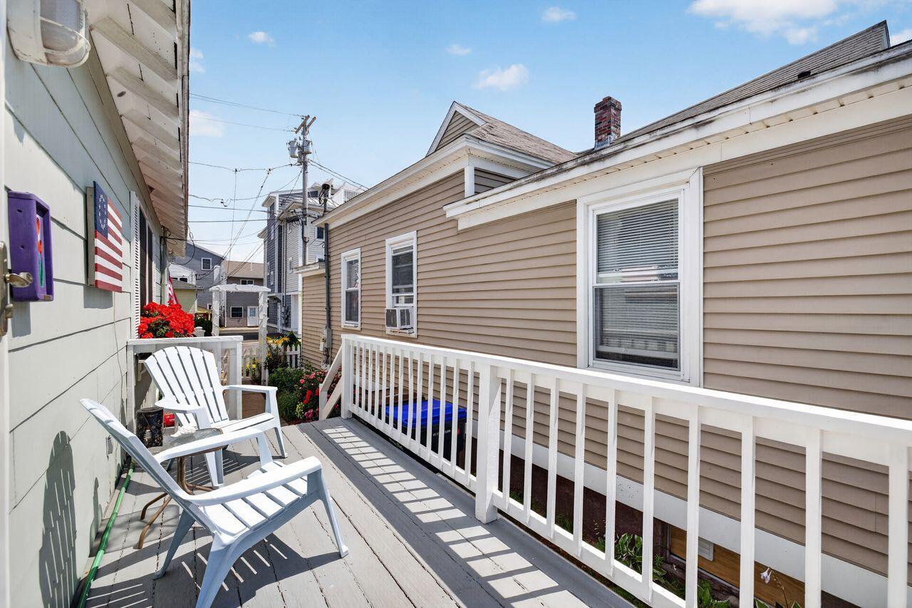 7 Roussin Street Property Photo 23