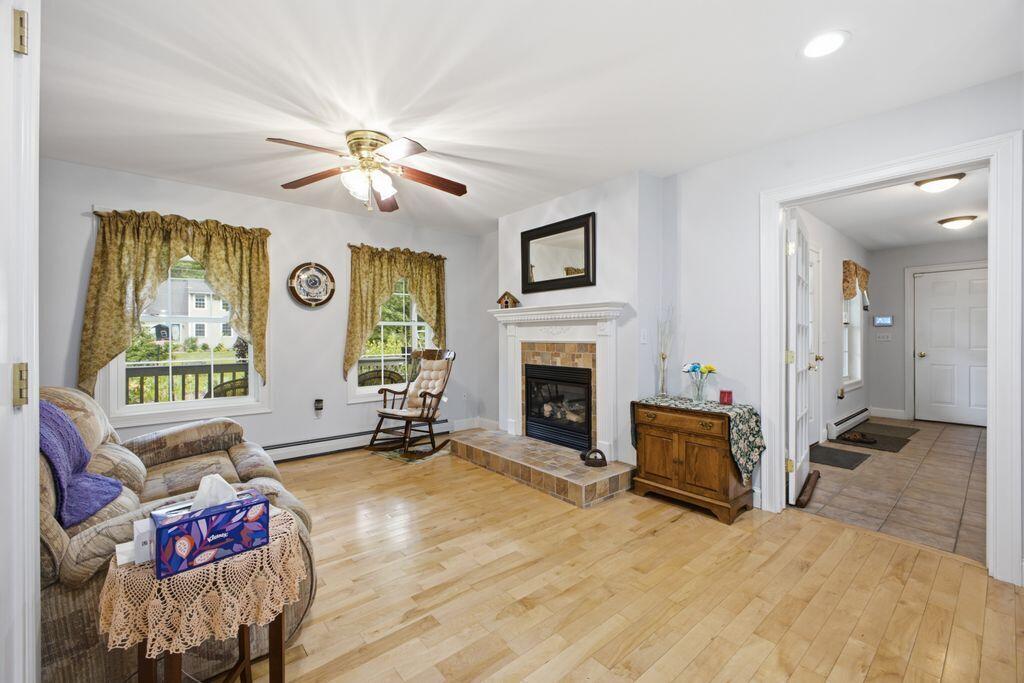 22 Davis Road Property Photo 13