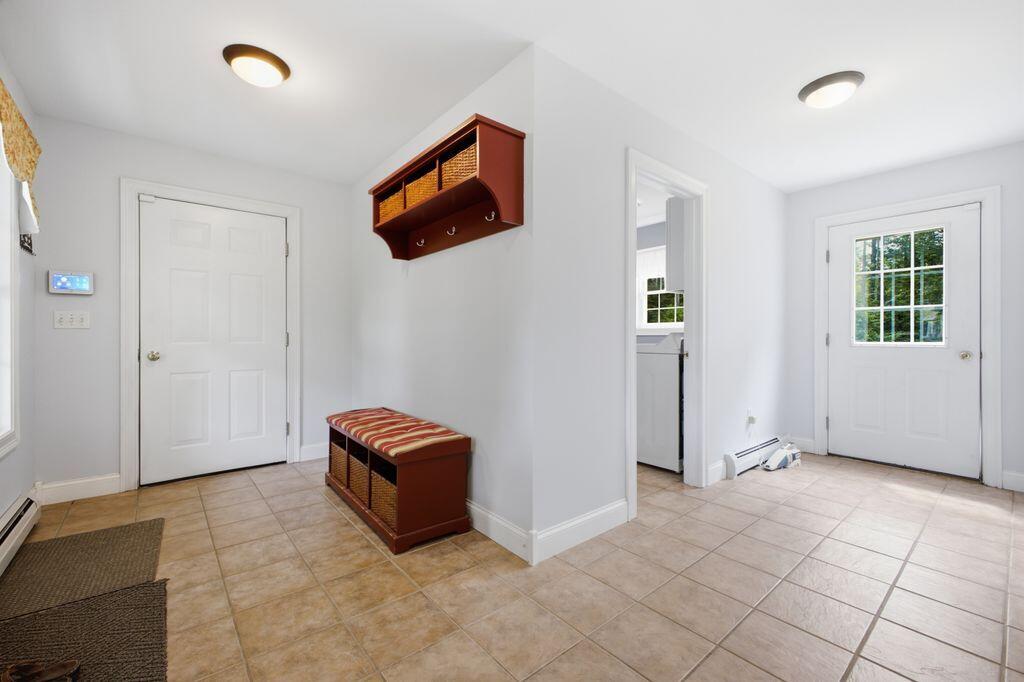 22 Davis Road Property Photo 14
