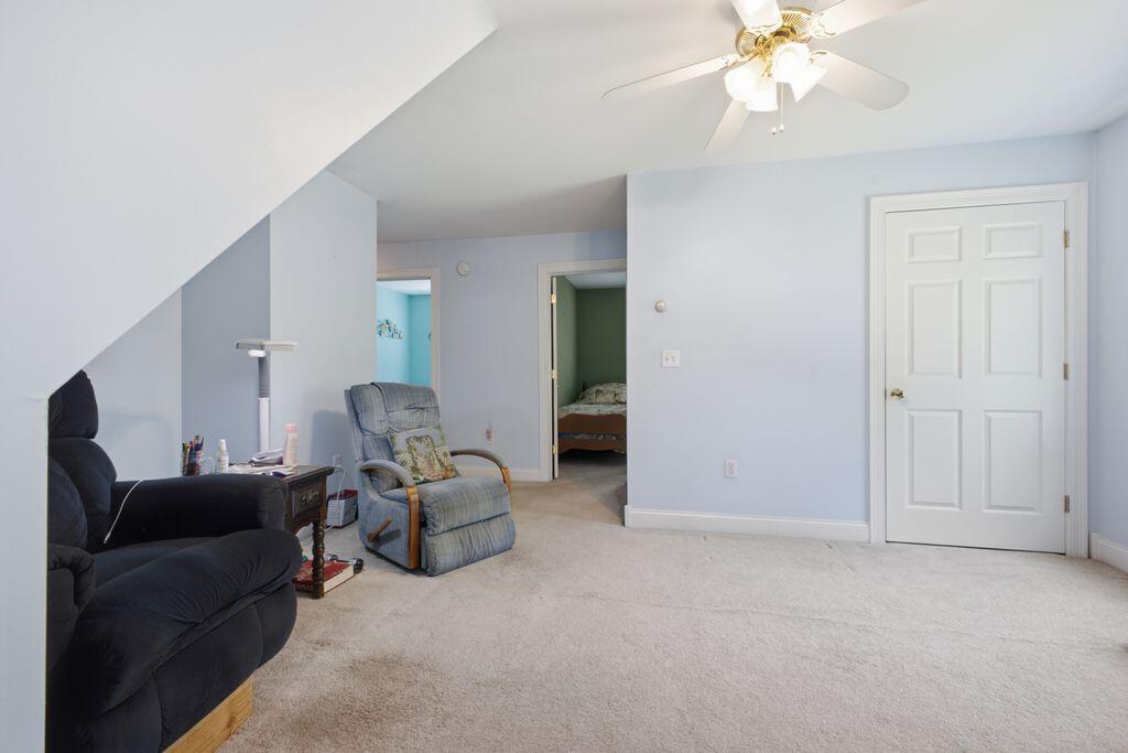 22 Davis Road Property Photo 23