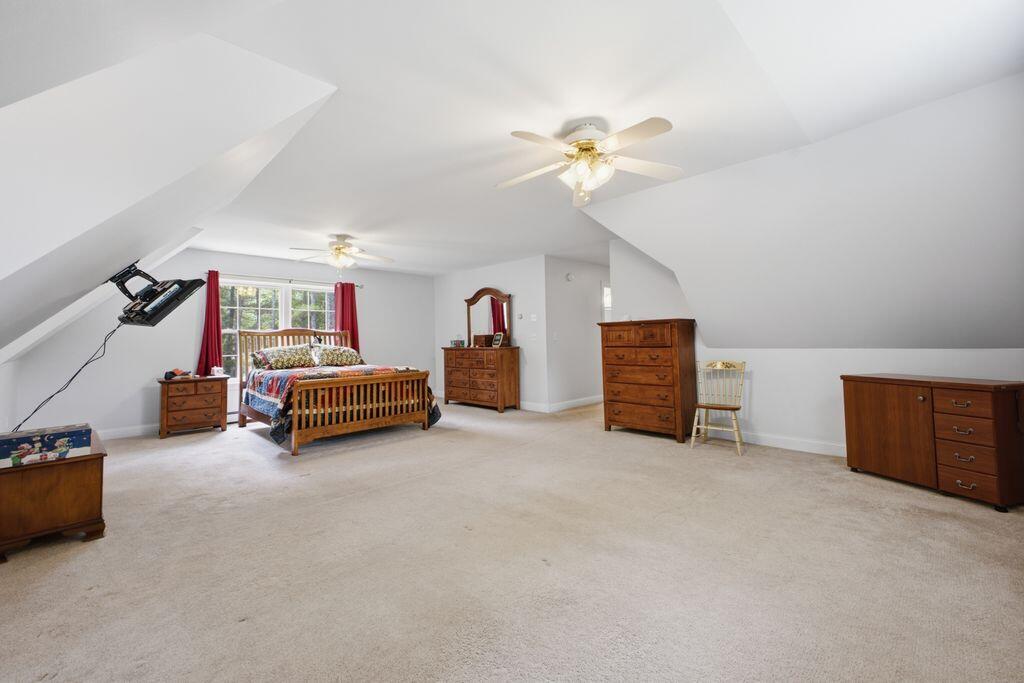 22 Davis Road Property Photo 37