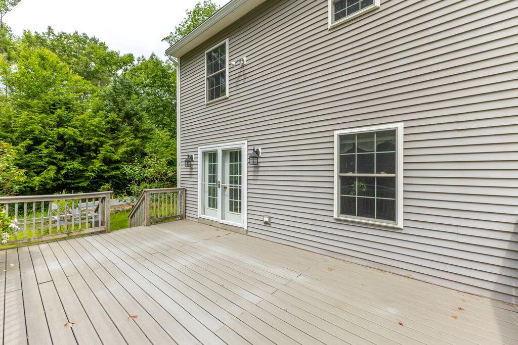 22 Davis Road Property Photo 41