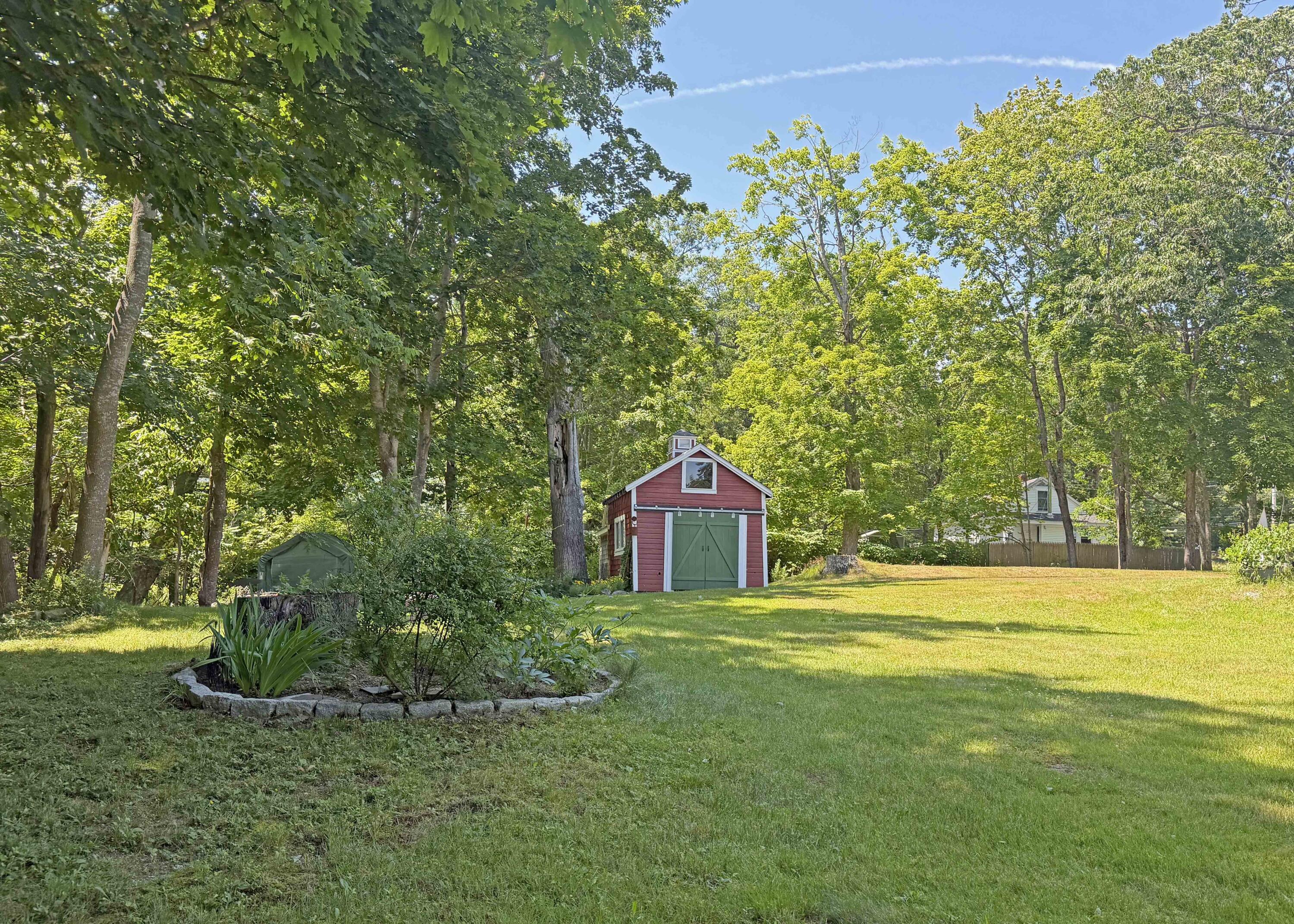 9 Laurel Street Property Photo 5