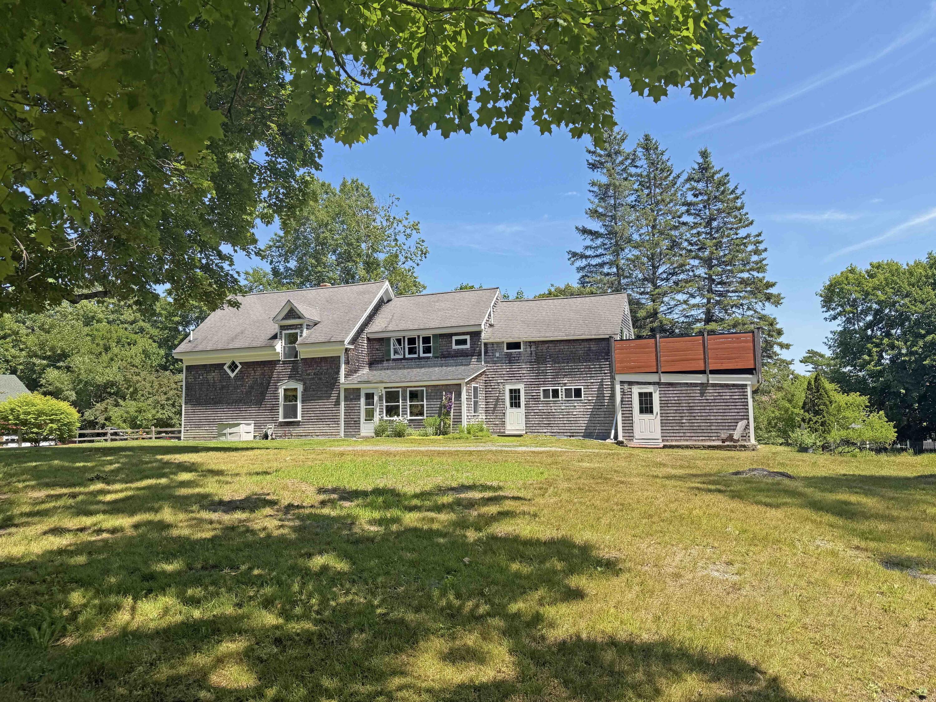 9 Laurel Street Property Photo 6