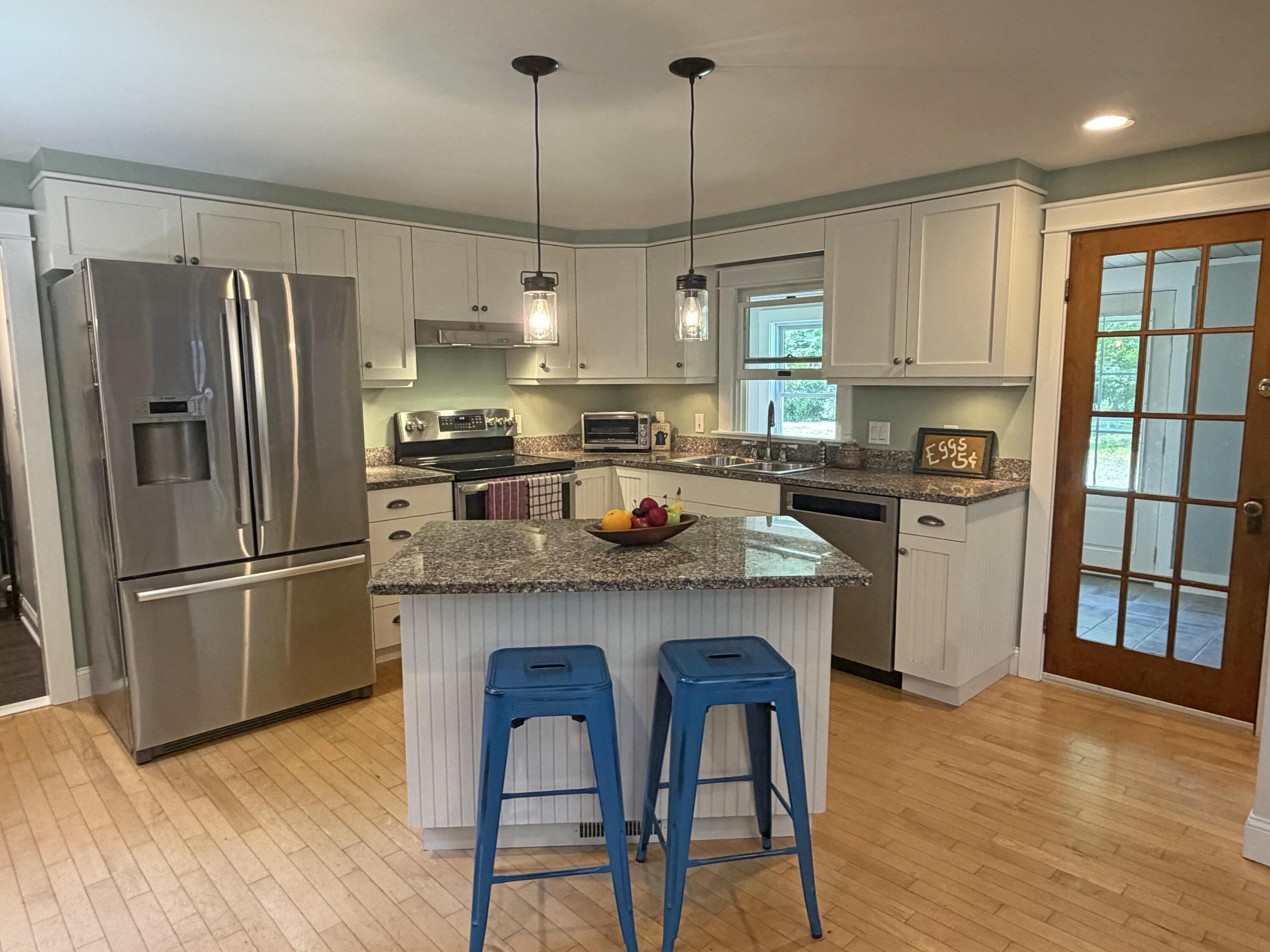 9 Laurel Street Property Photo 10