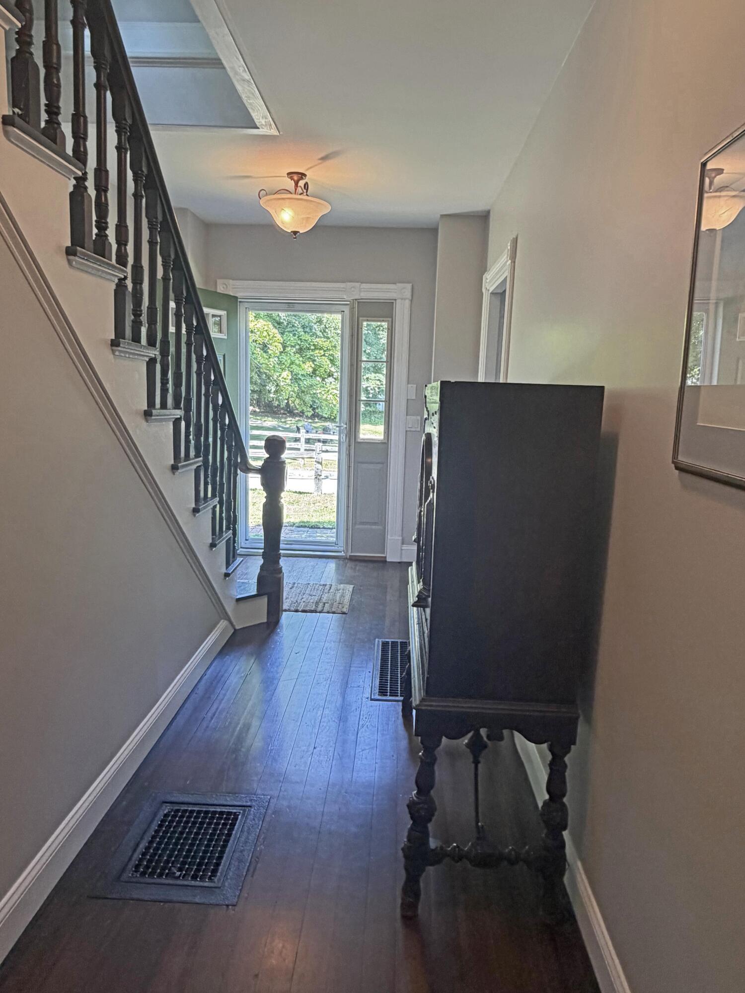 9 Laurel Street Property Photo 24