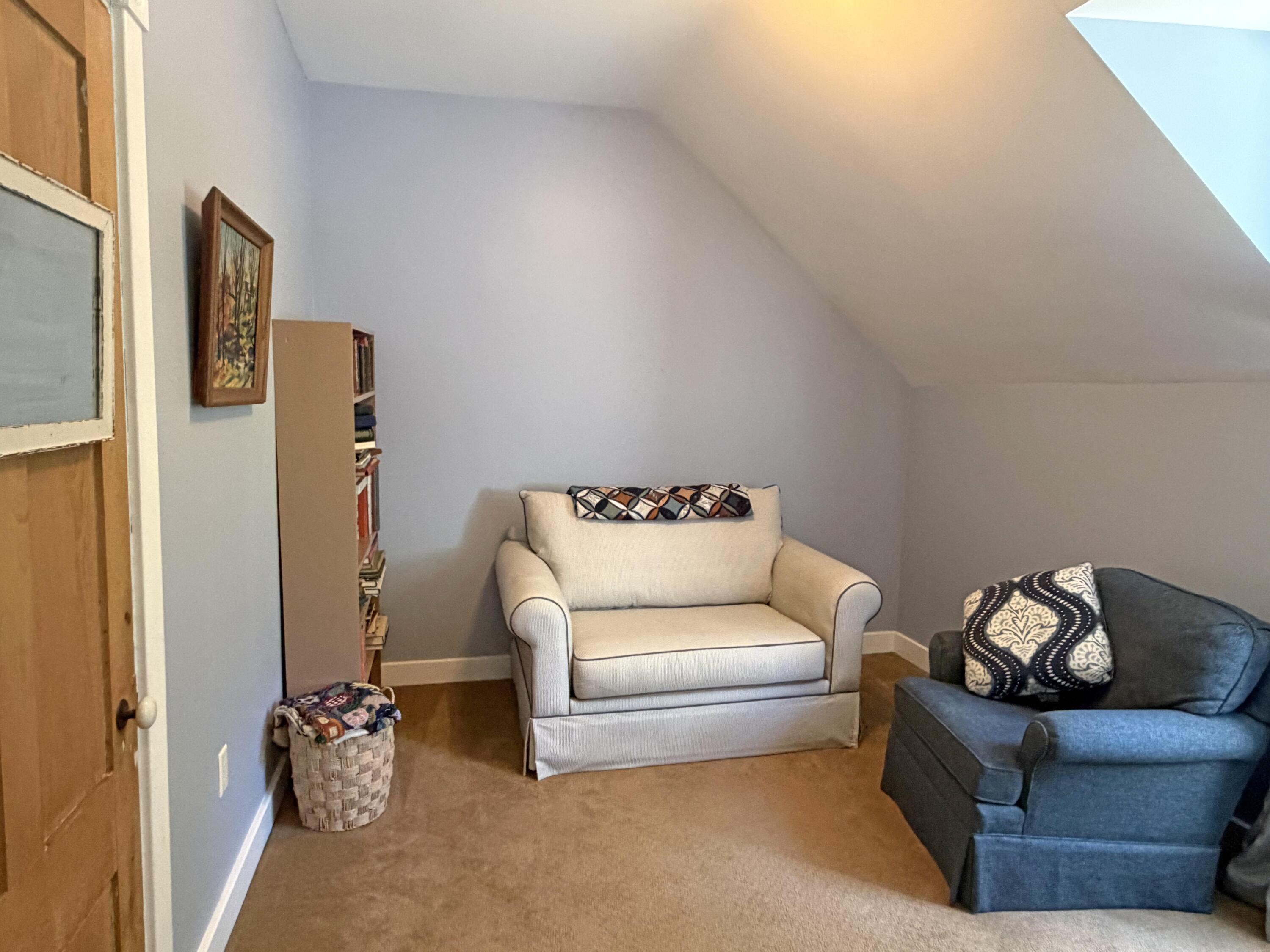 9 Laurel Street Property Photo 33