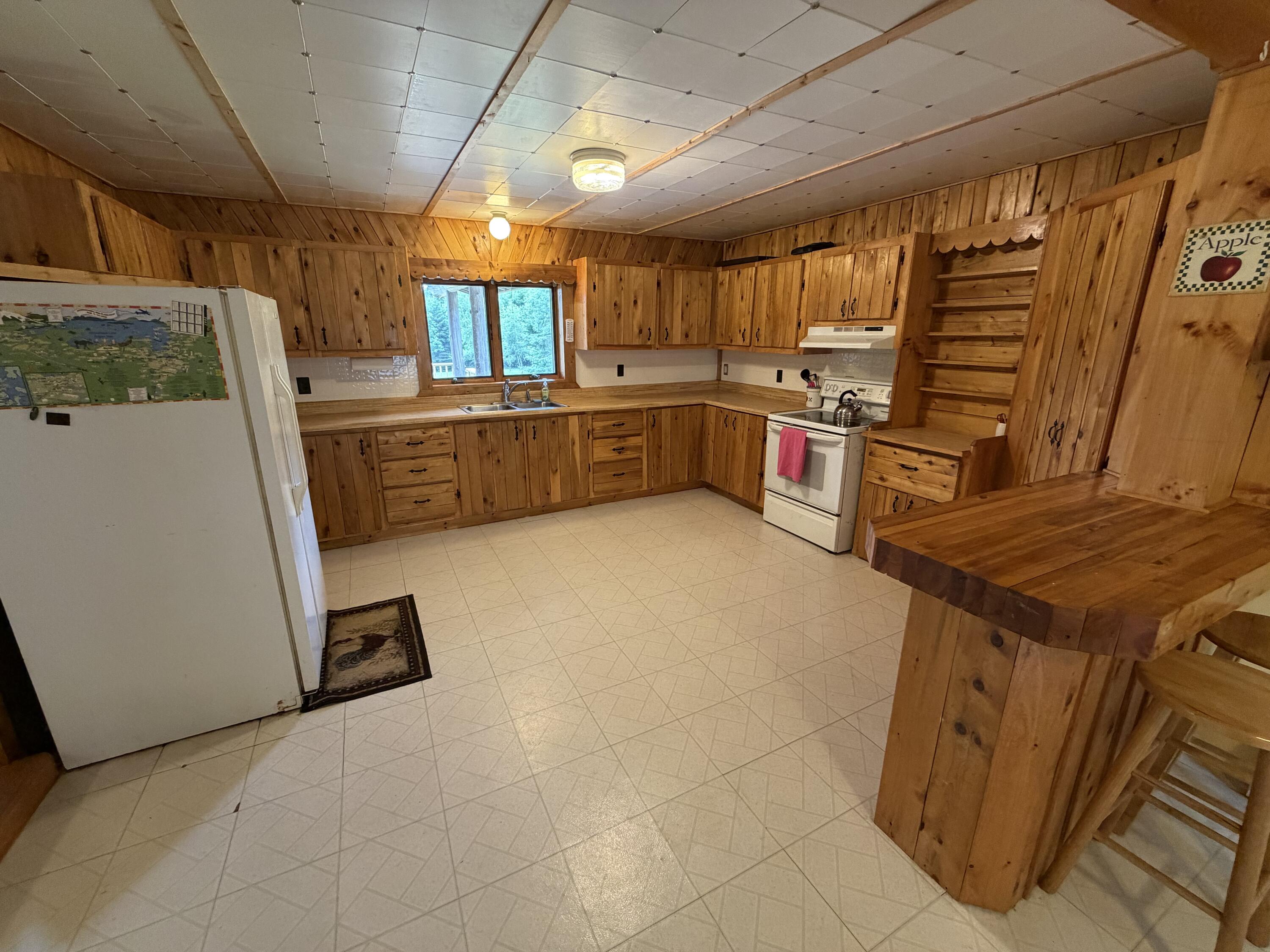 8 Steward Road Property Photo 5