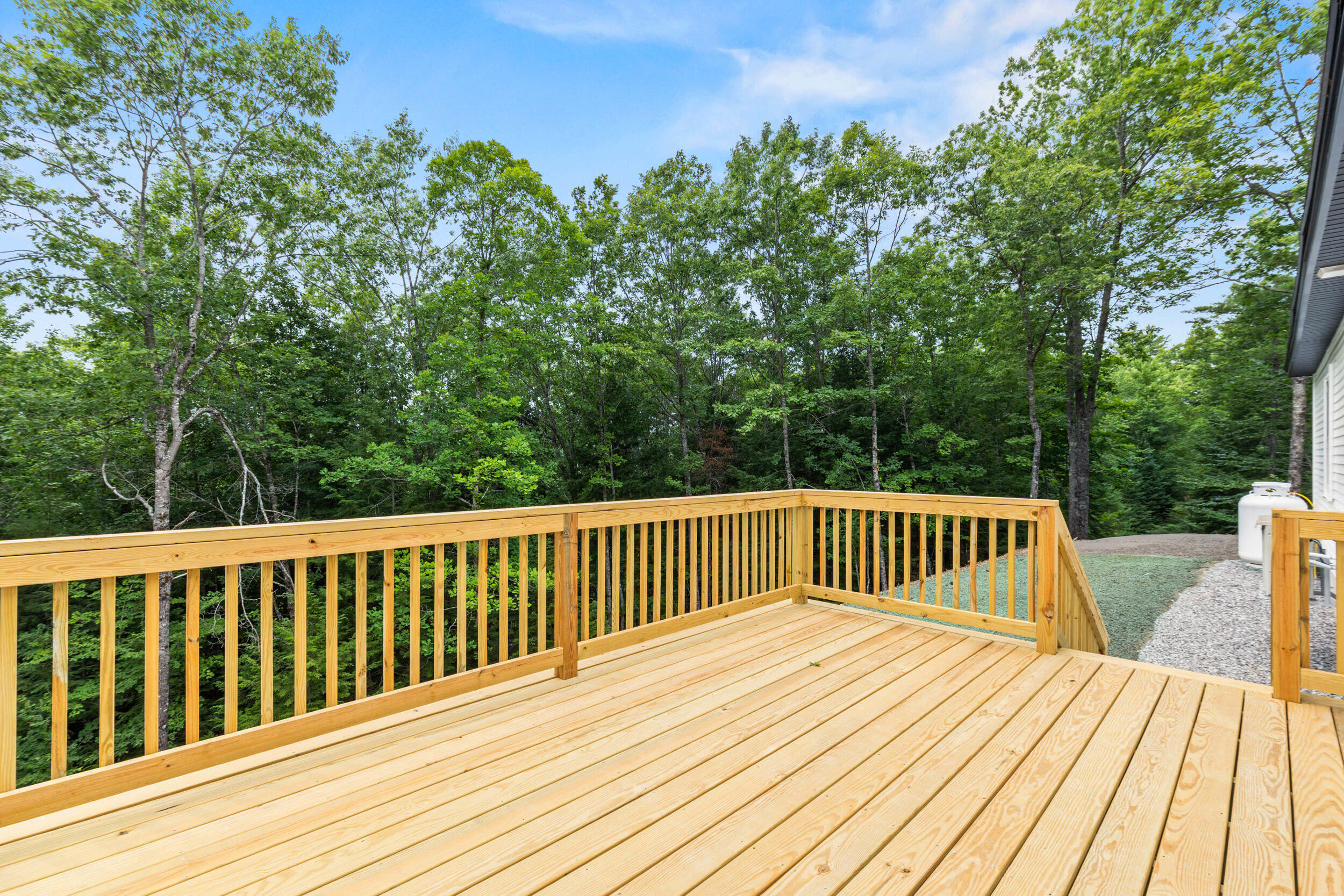1106 Meadow Road Property Photo 33
