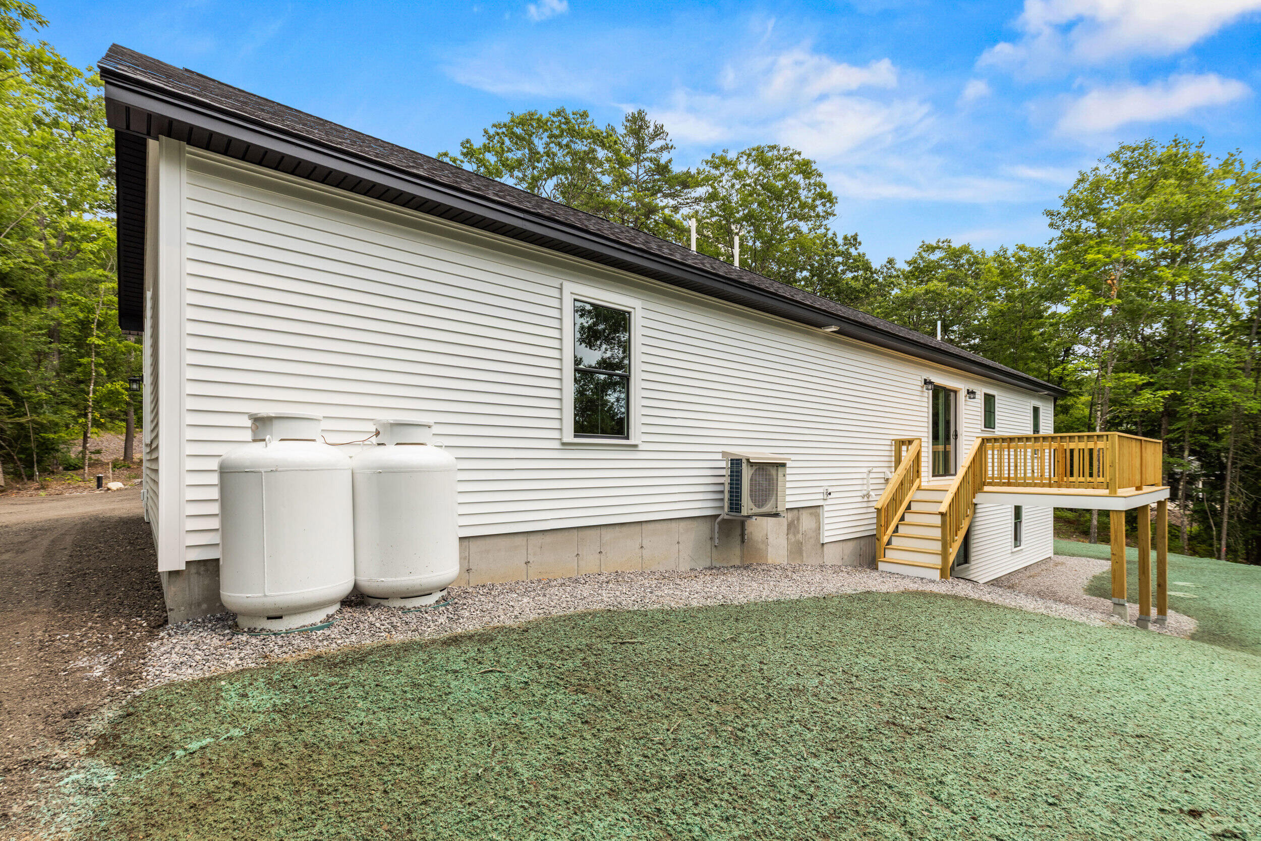 1106 Meadow Road Property Photo 34