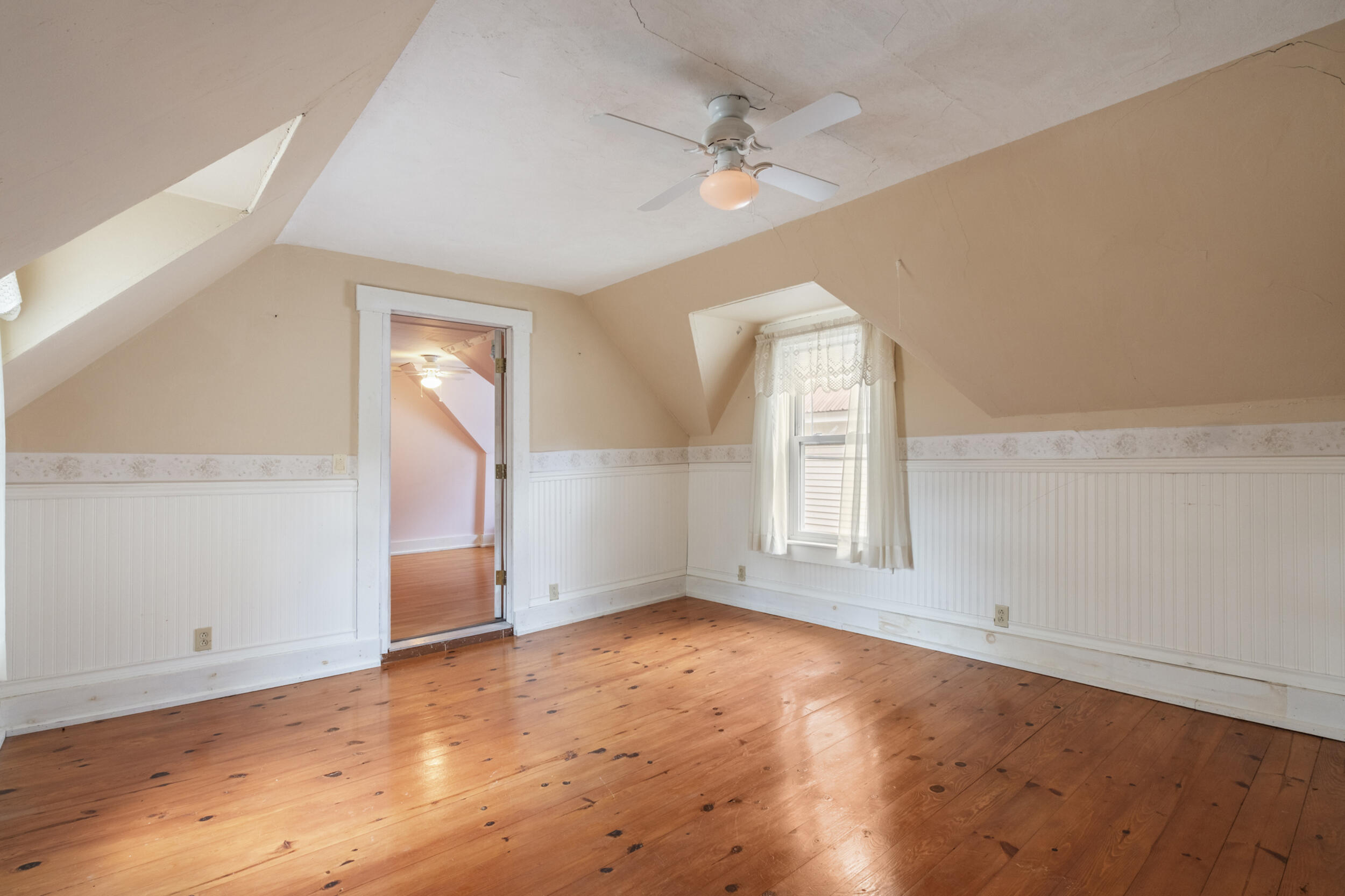 125 Lancey Street Property Photo 39