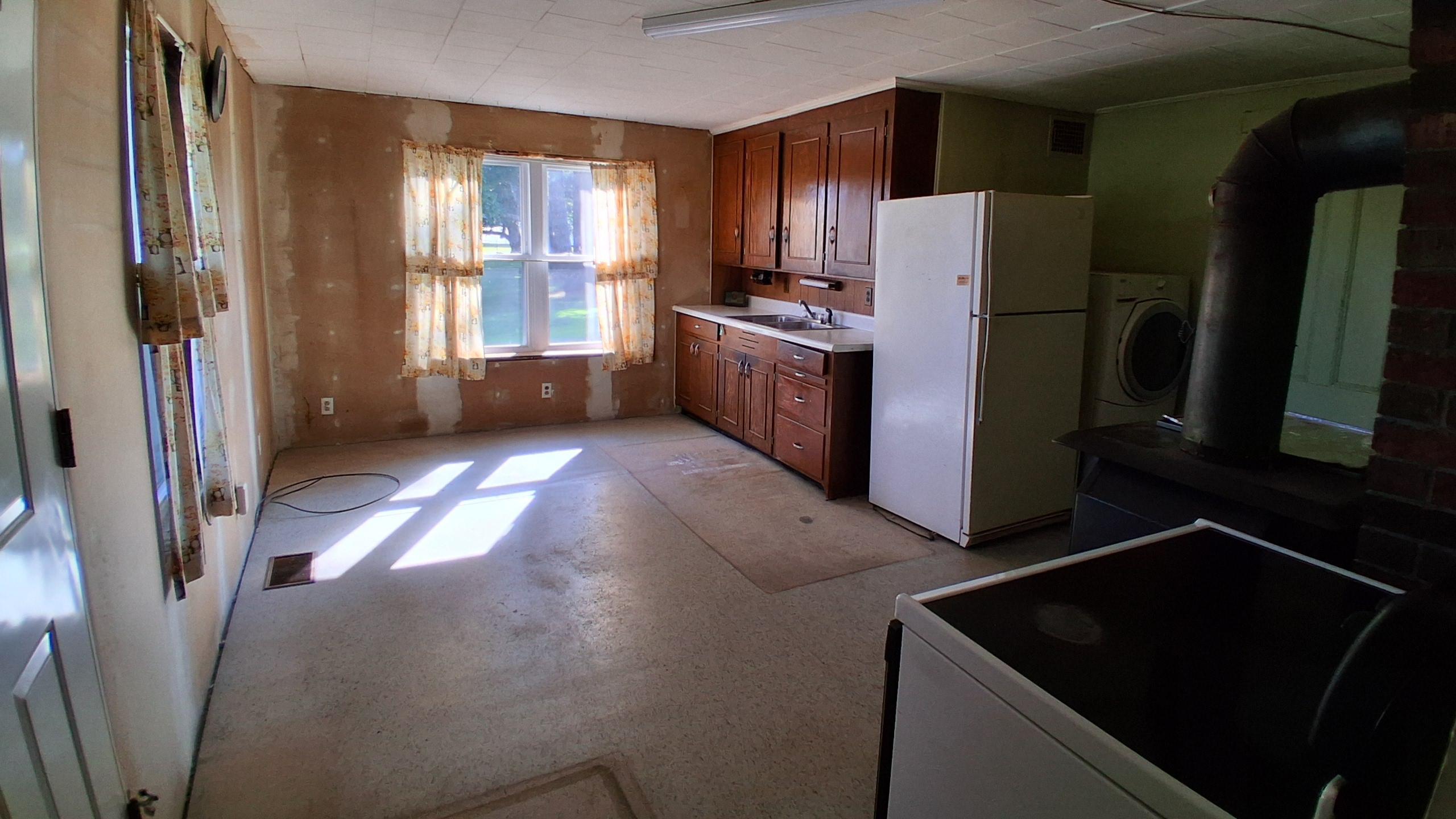 380 Clinton Avenue Property Photo 12