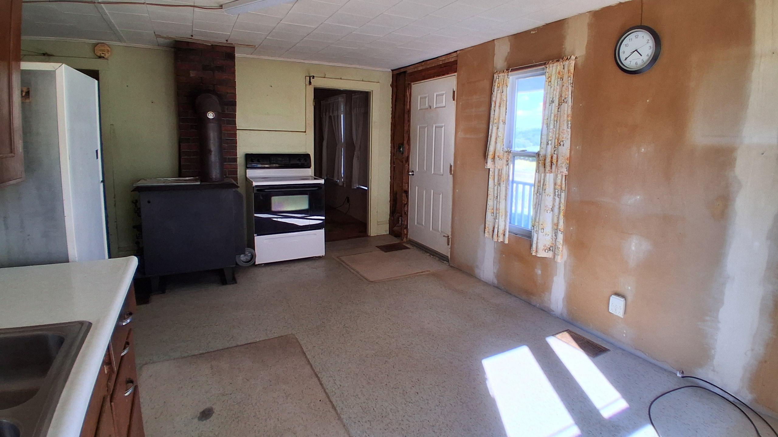 380 Clinton Avenue Property Photo 13