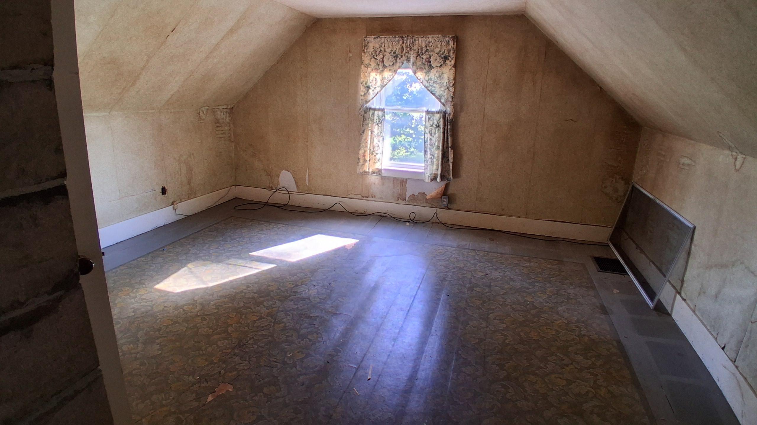380 Clinton Avenue Property Photo 35
