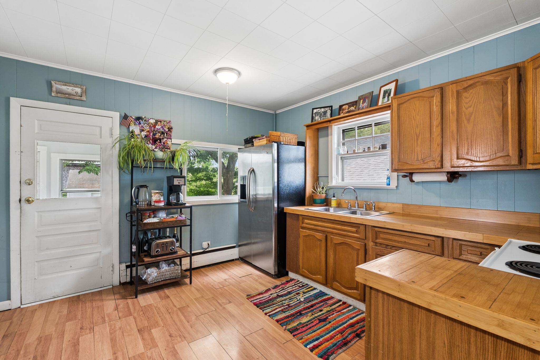 29 State Road Property Photo 15