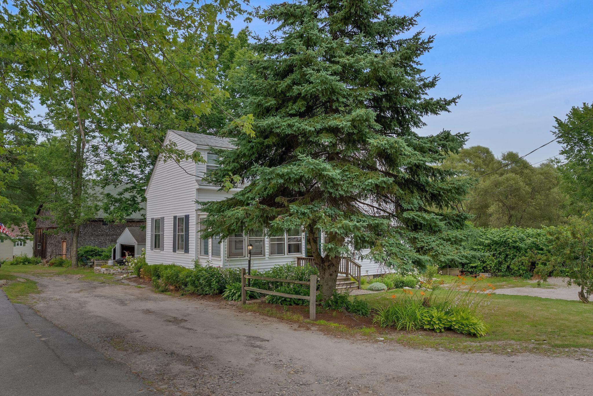 29 State Road Property Photo 41