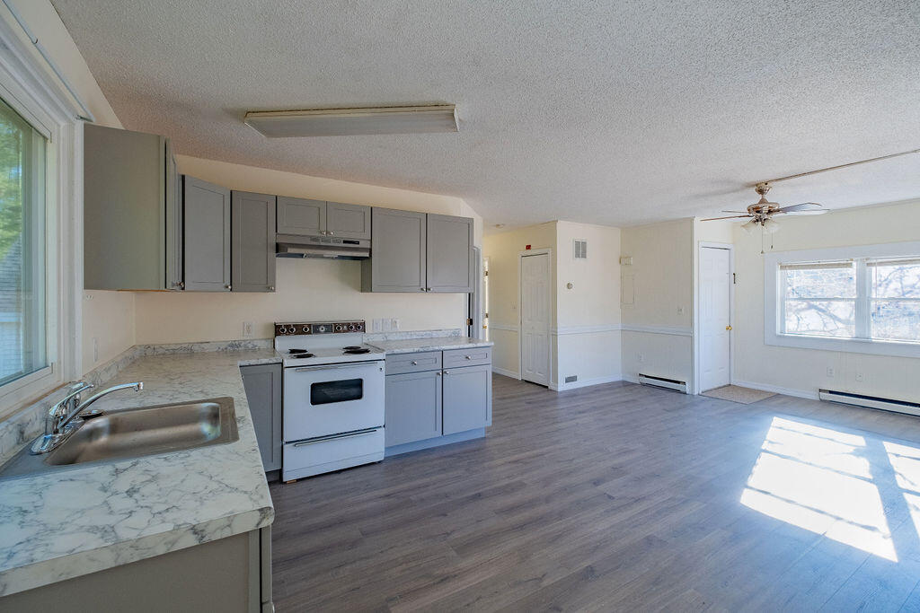 415 Bath Road Property Photo 4