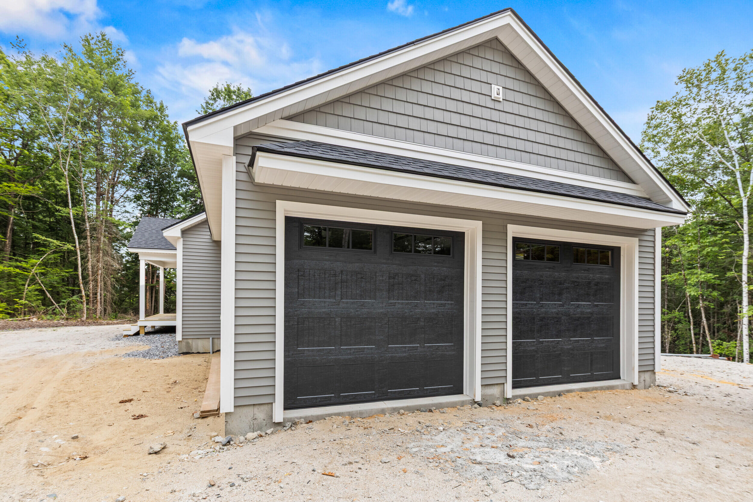 1100 Meadow Road Property Photo 27