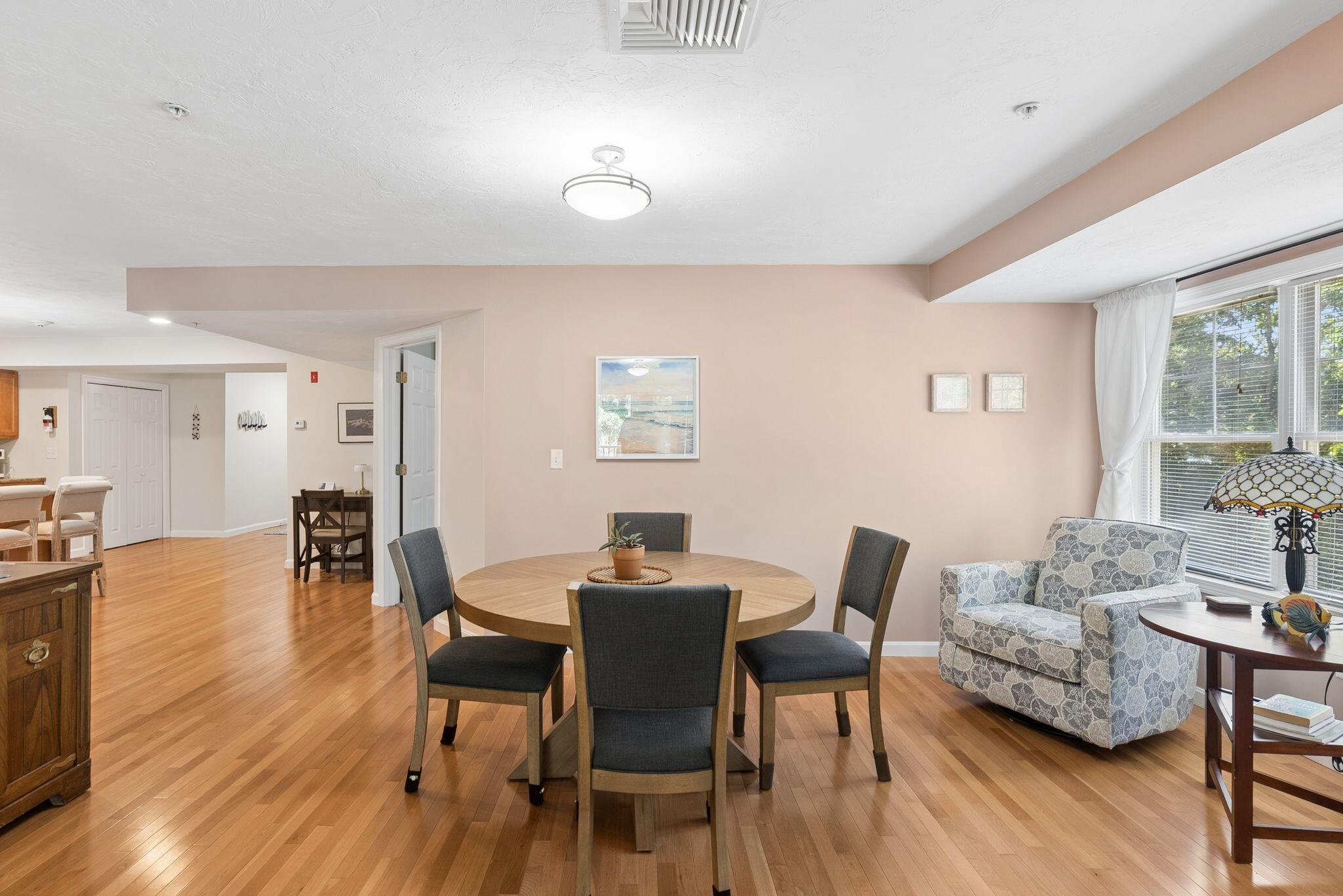 170 East Grand Avenue 1 Property Photo 17