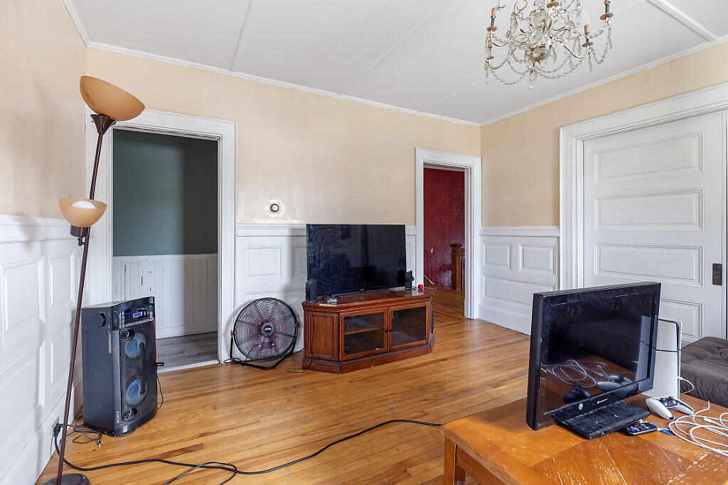 54 Weston Avenue Property Photo 31
