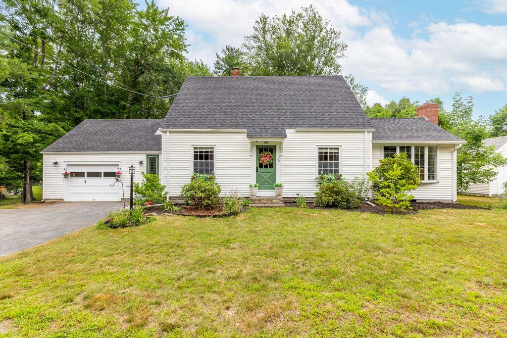 36 Narragansett Street Property Photo 1