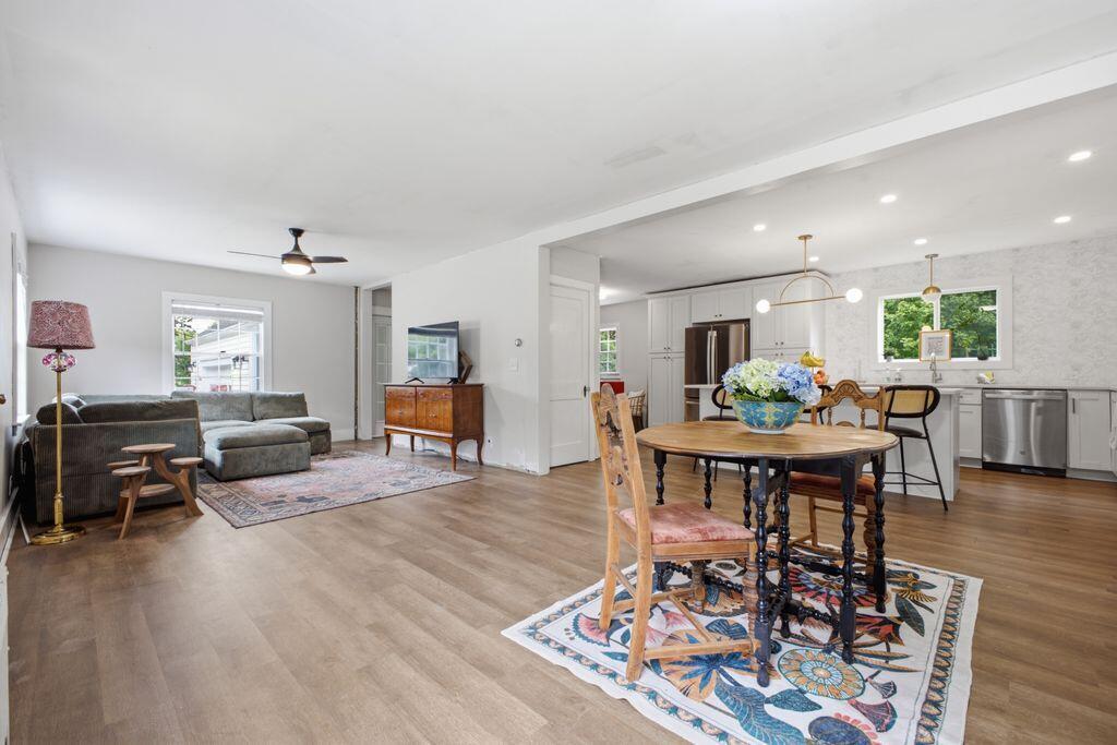 36 Narragansett Street Property Photo 10