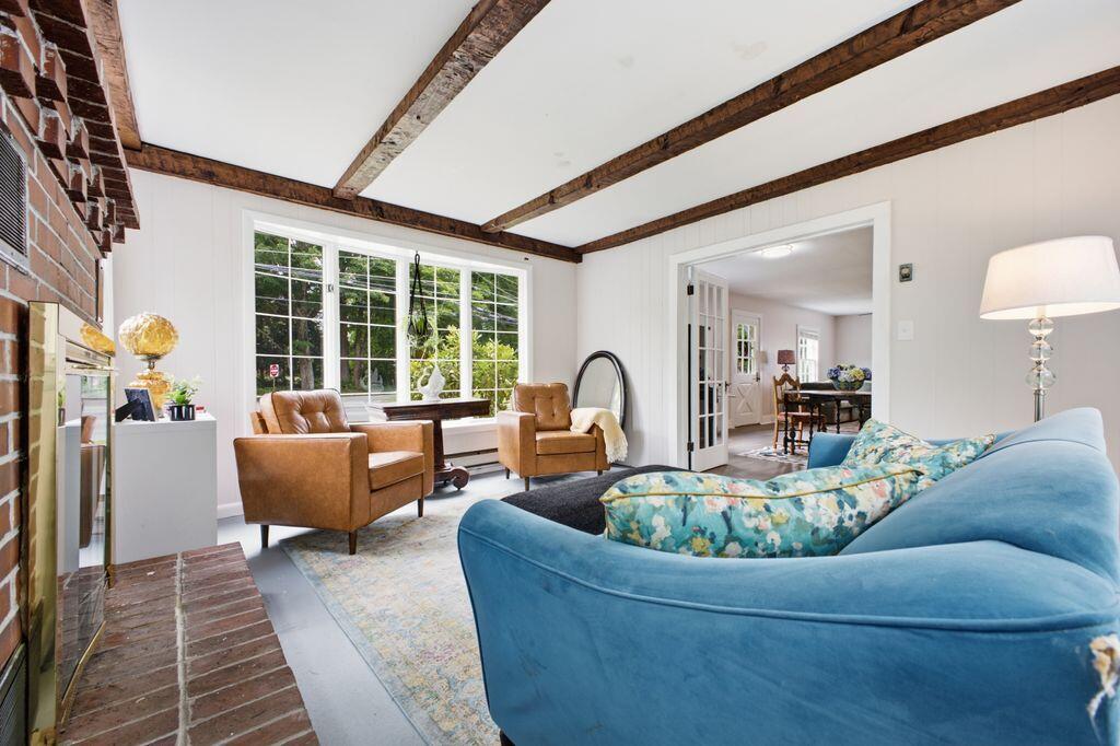 36 Narragansett Street Property Photo 18