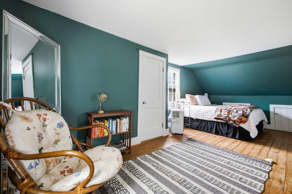 36 Narragansett Street Property Photo 19