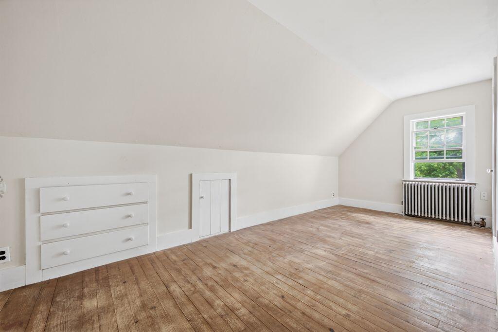 36 Narragansett Street Property Photo 27
