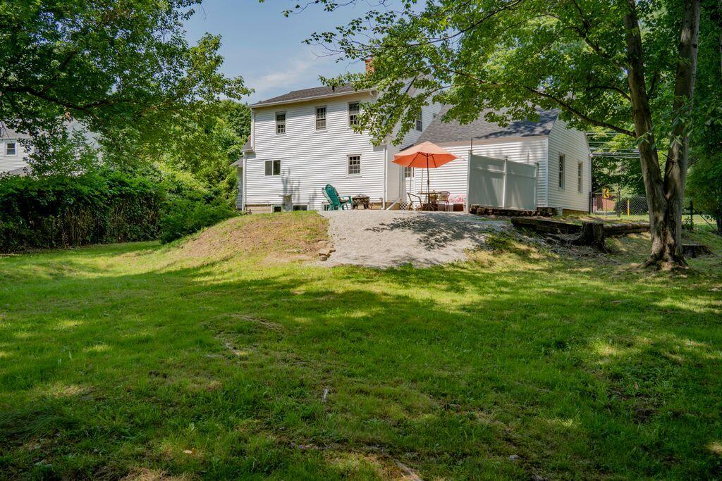 36 Narragansett Street Property Photo 40
