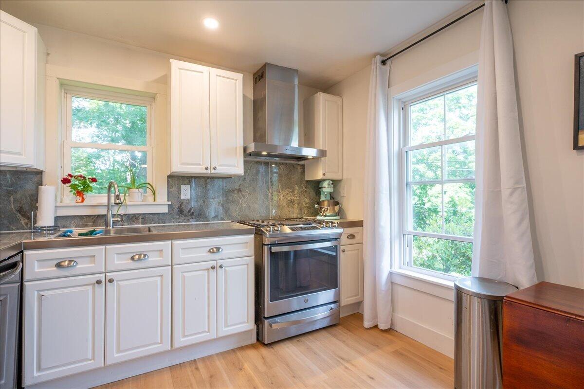 9 Oak Street Property Photo 20