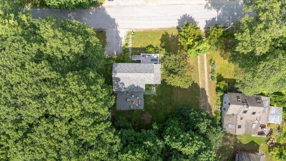 9 Oak Street Property Photo 38