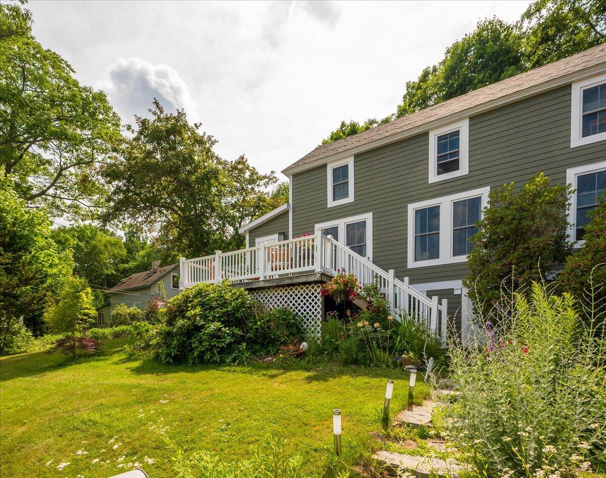 9 Oak Street Property Photo 40