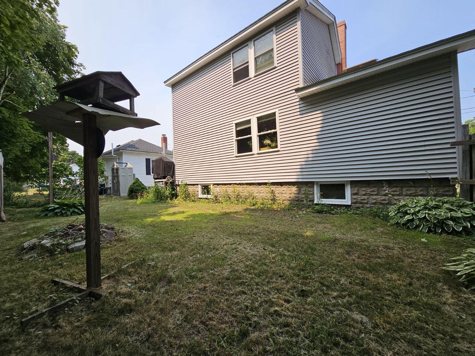 9 Home Street Property Photo 2