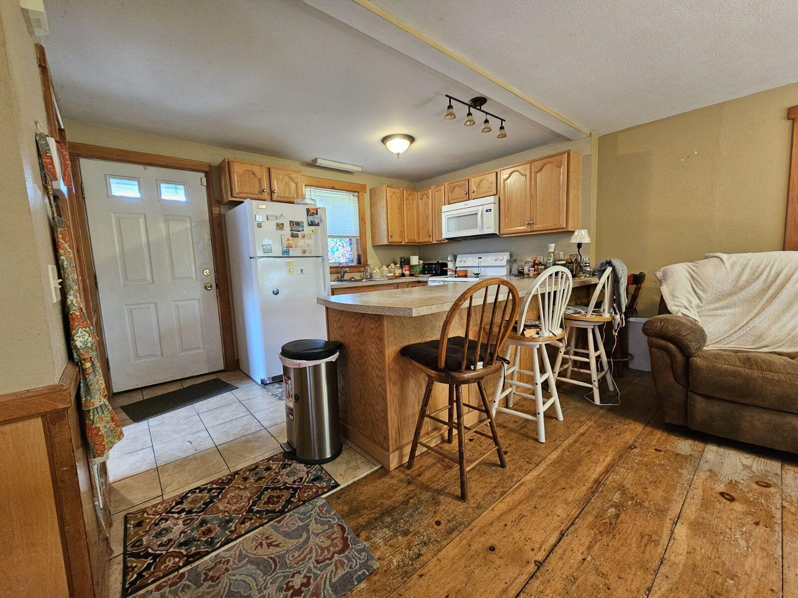 9 Home Street Property Photo 3