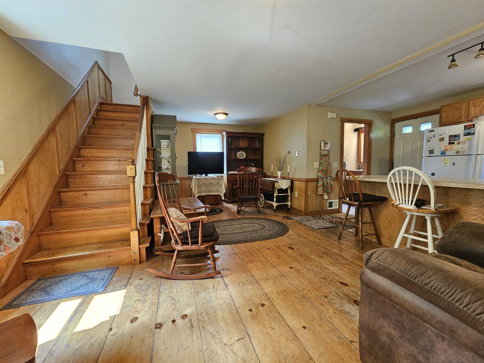 9 Home Street Property Photo 10