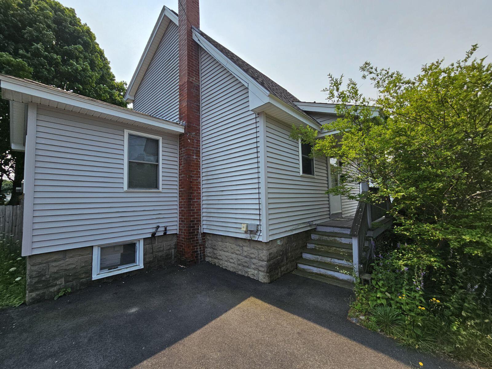9 Home Street Property Photo 23