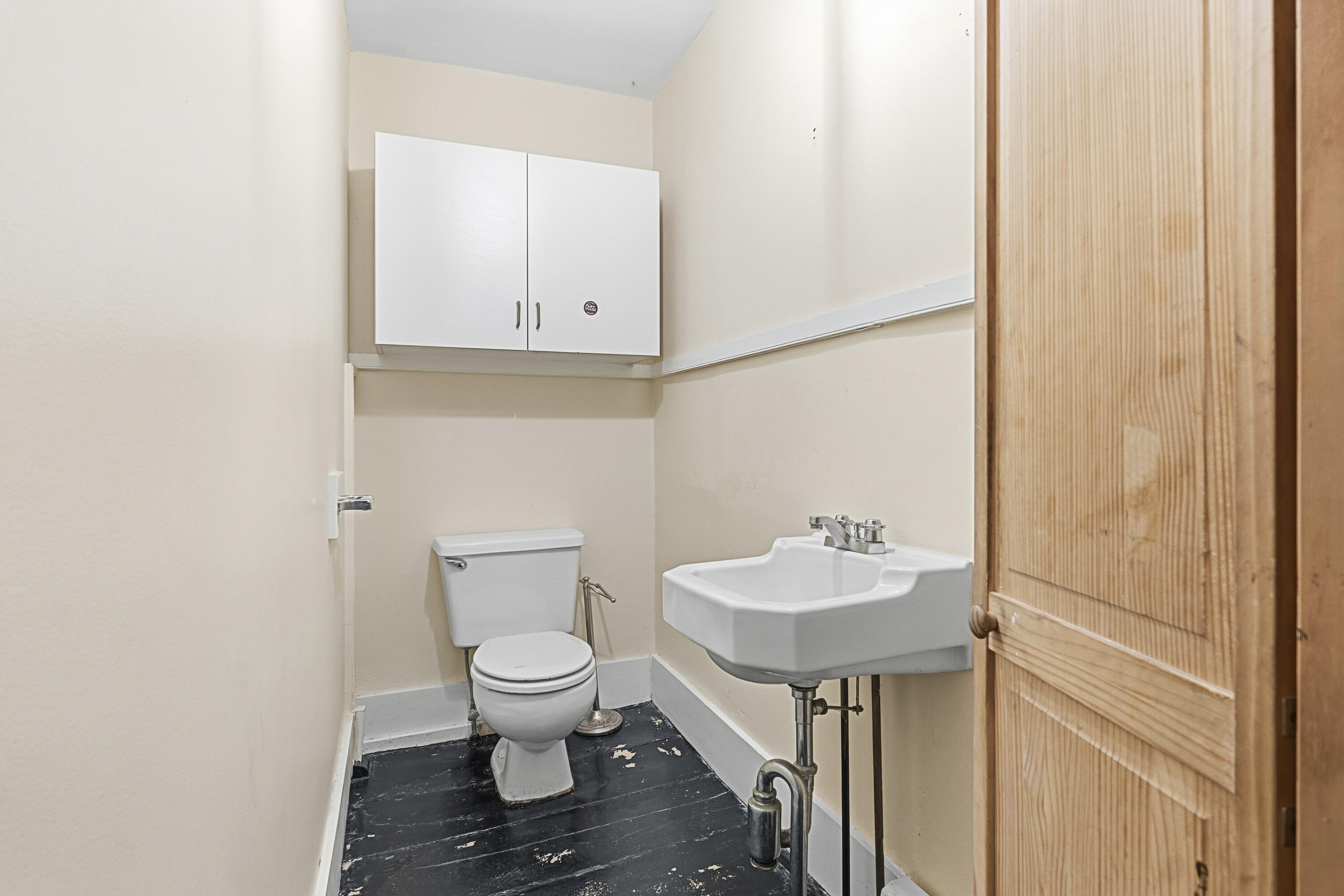 83 Bath Road Property Photo 33