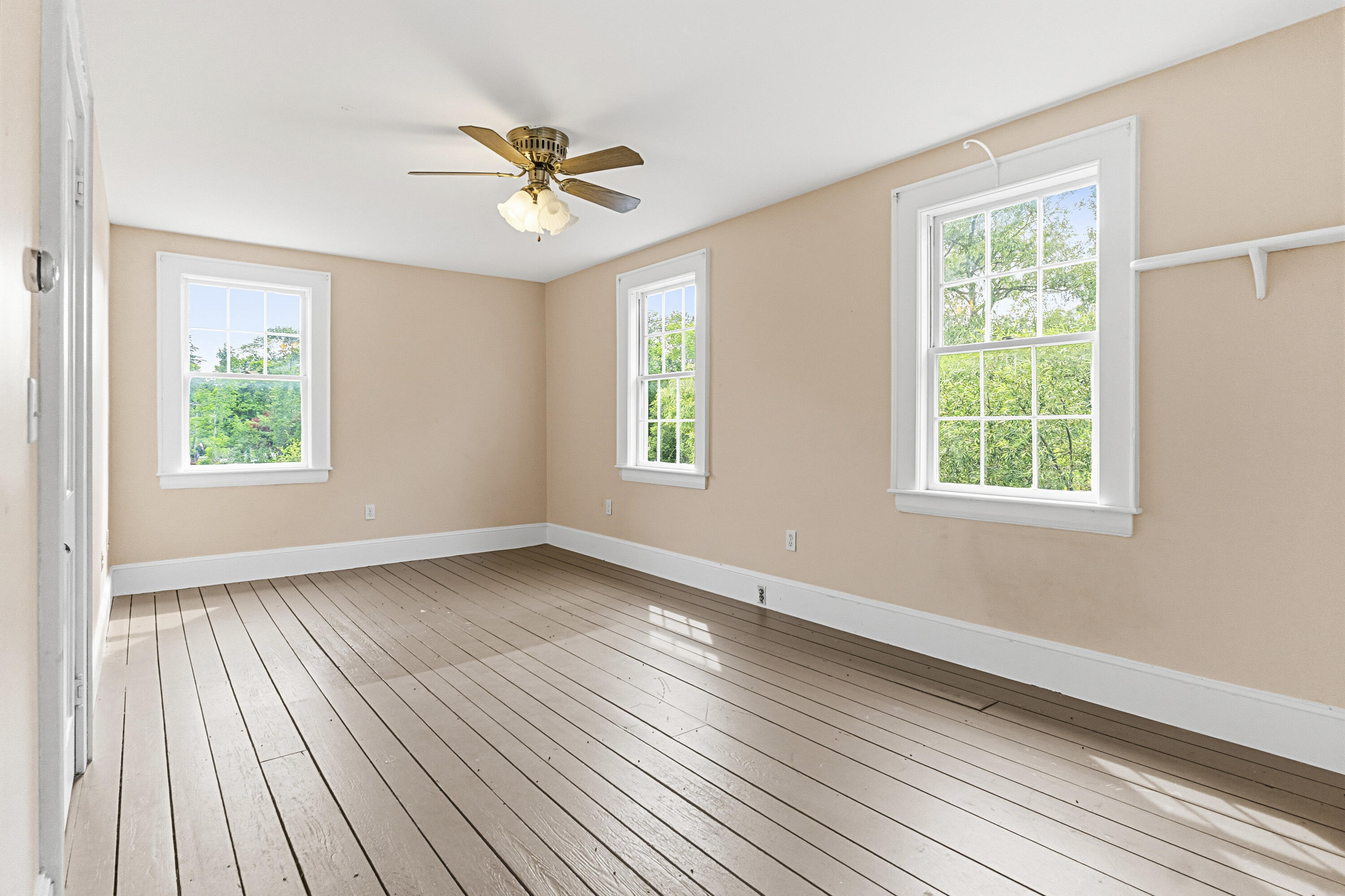 83 Bath Road Property Photo 39