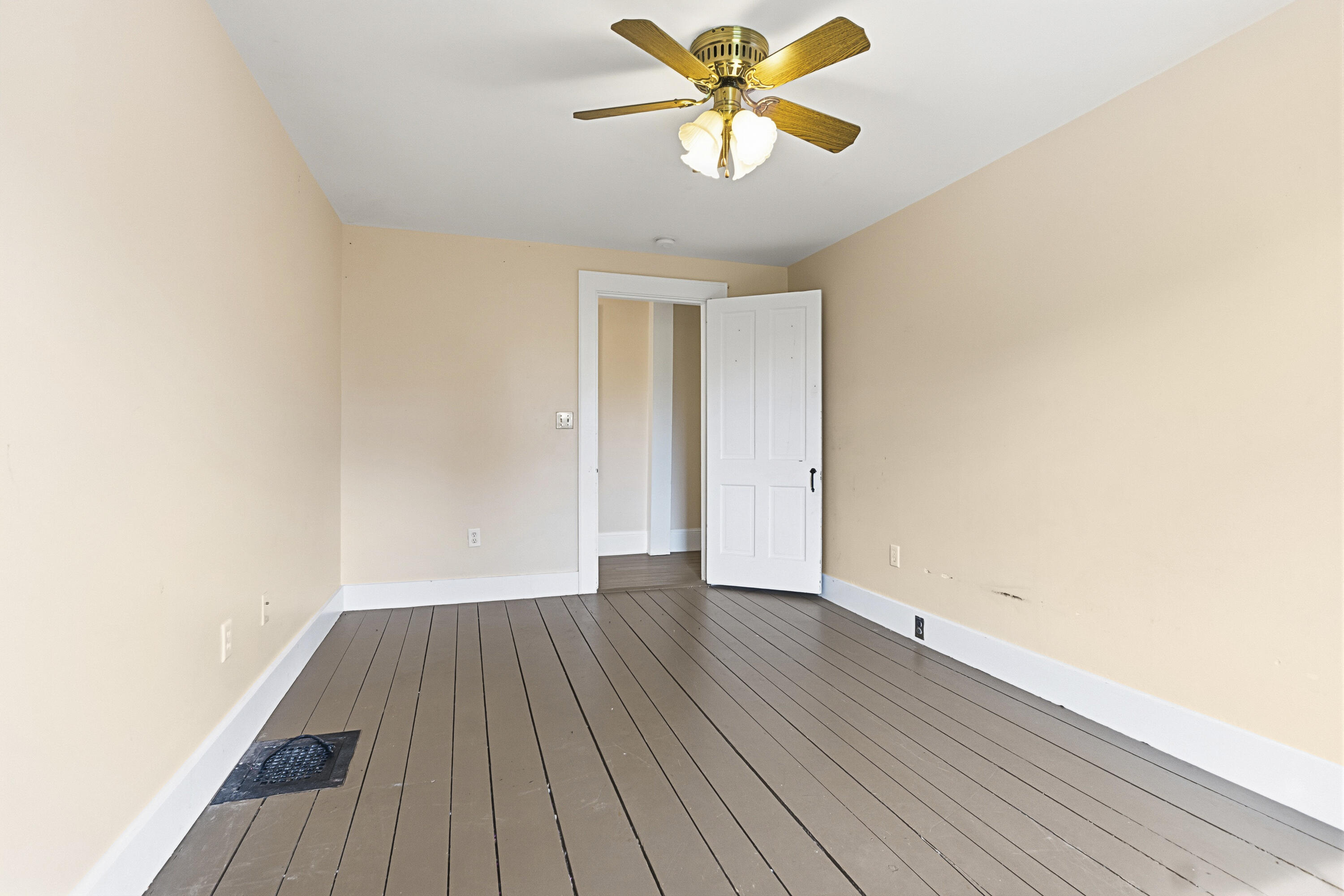 83 Bath Road Property Photo 40