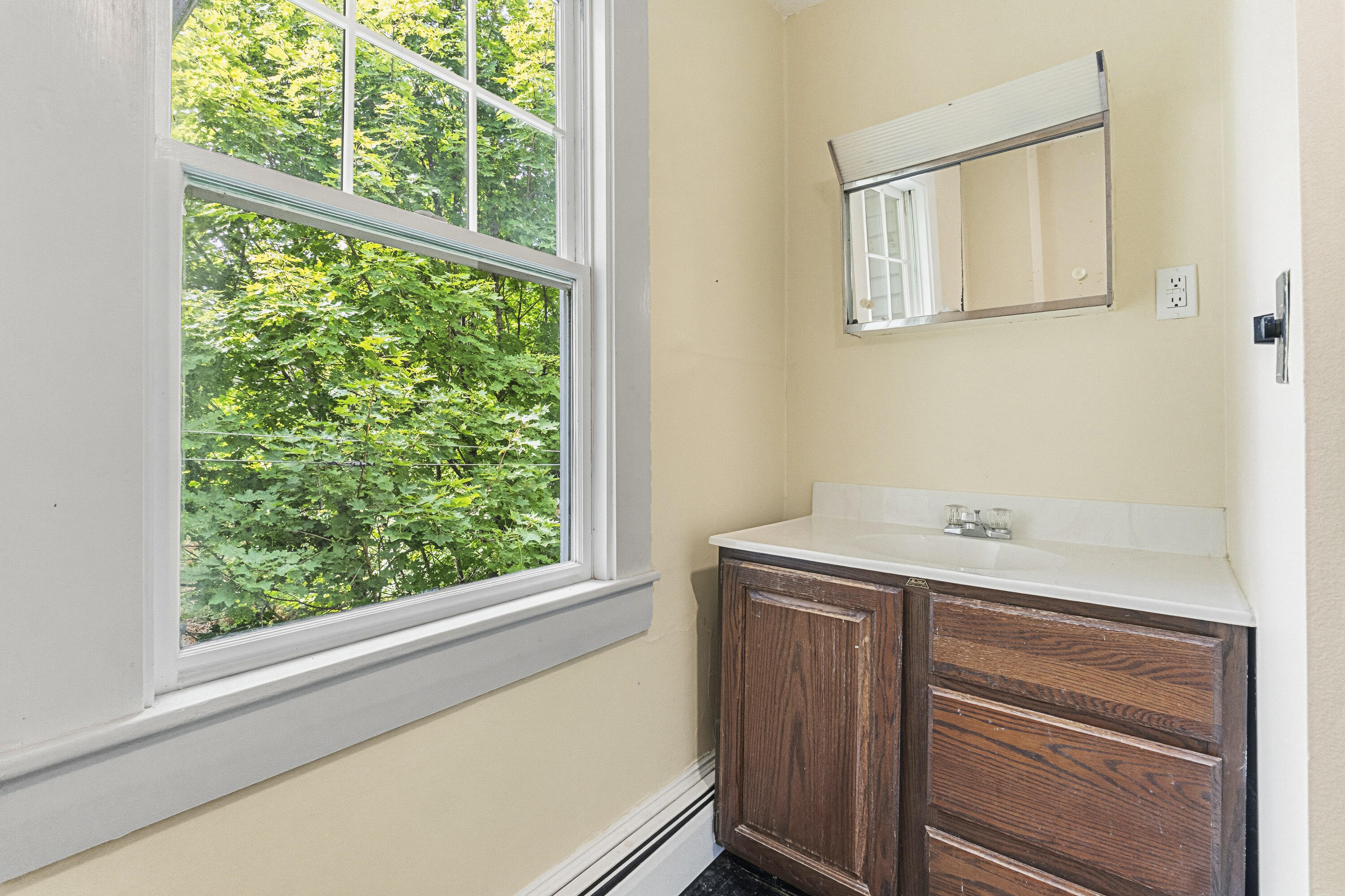 83 Bath Road Property Photo 57